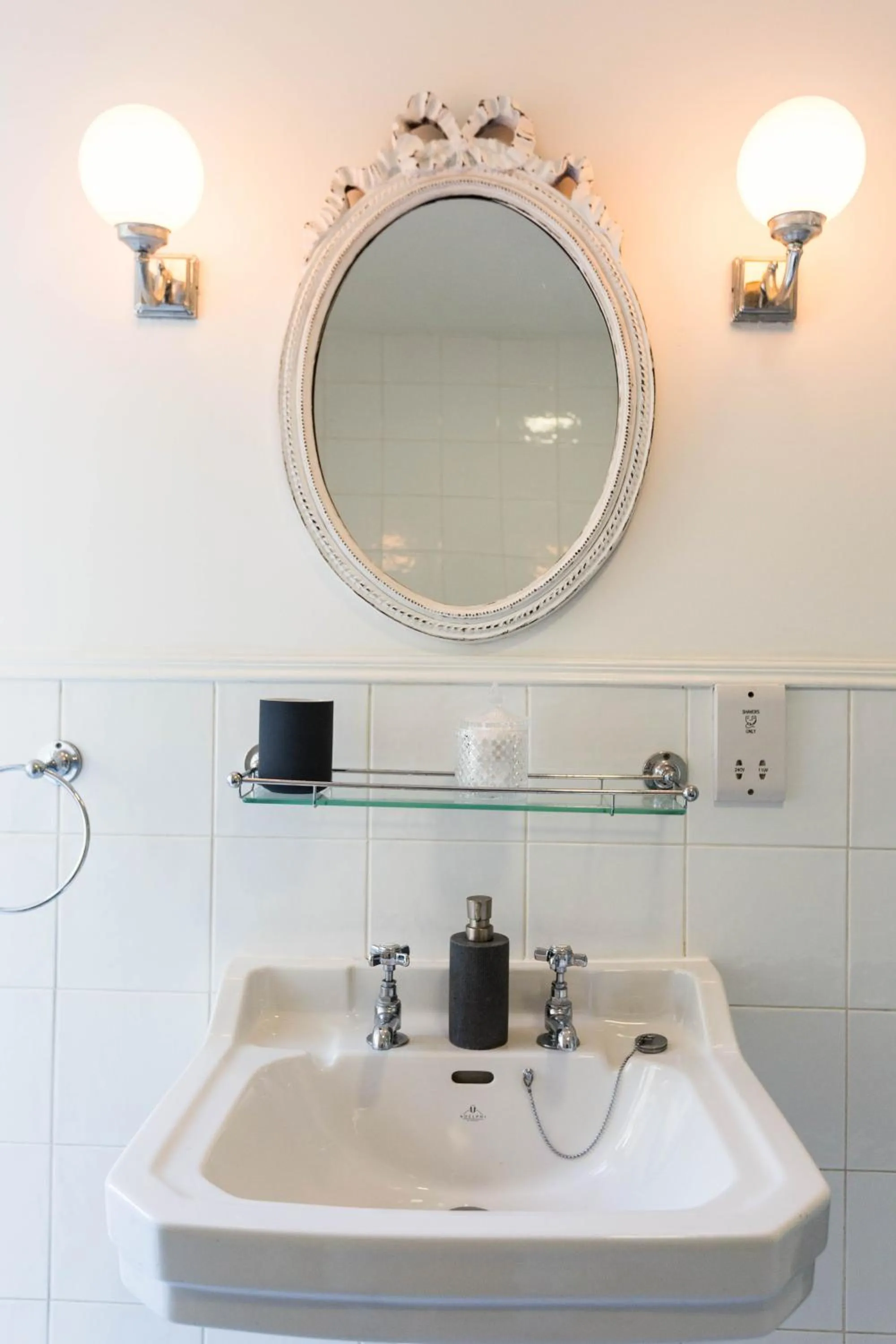 Shower in Barrow House