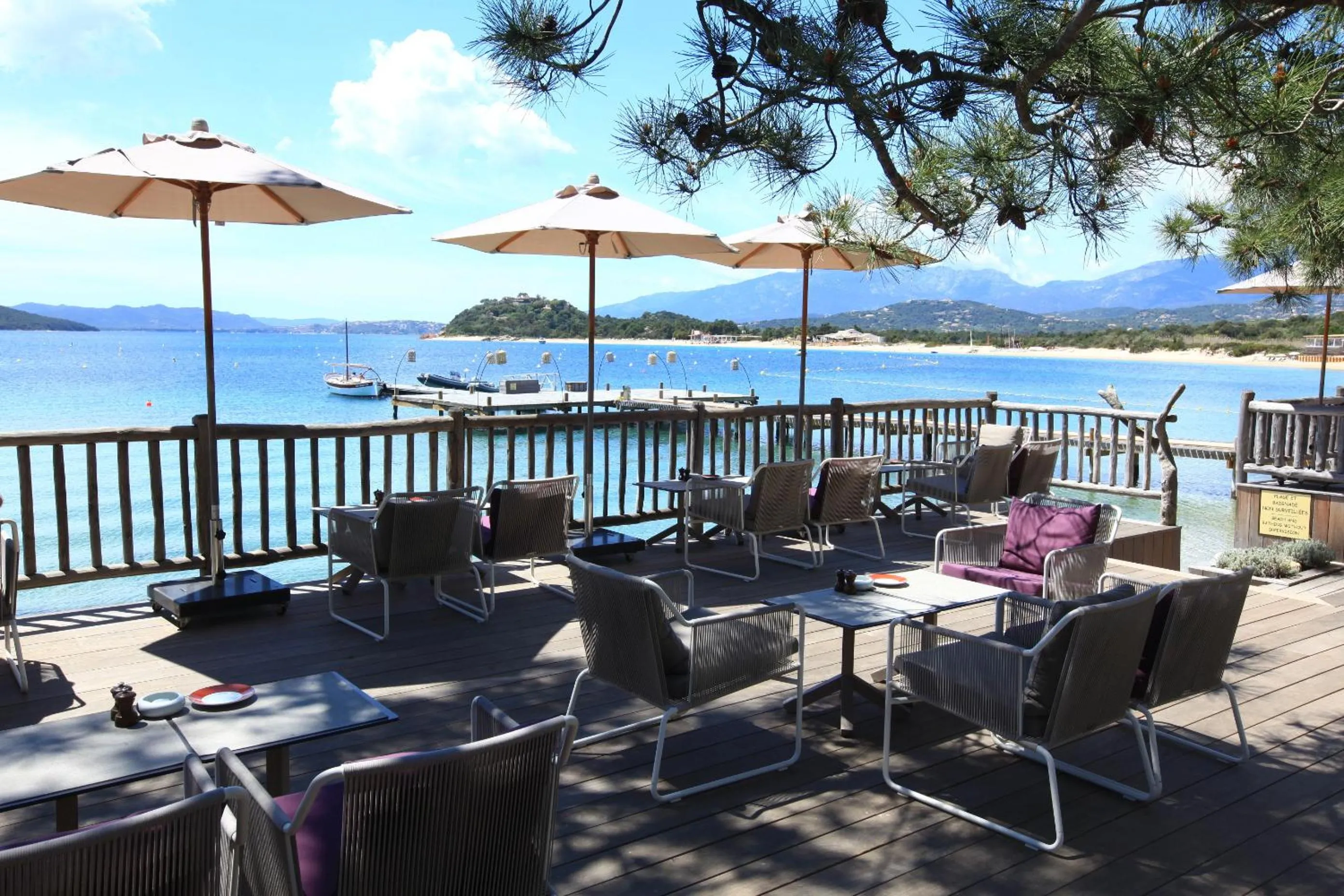Patio in Grand Hôtel De Cala Rossa & Spa Nucca