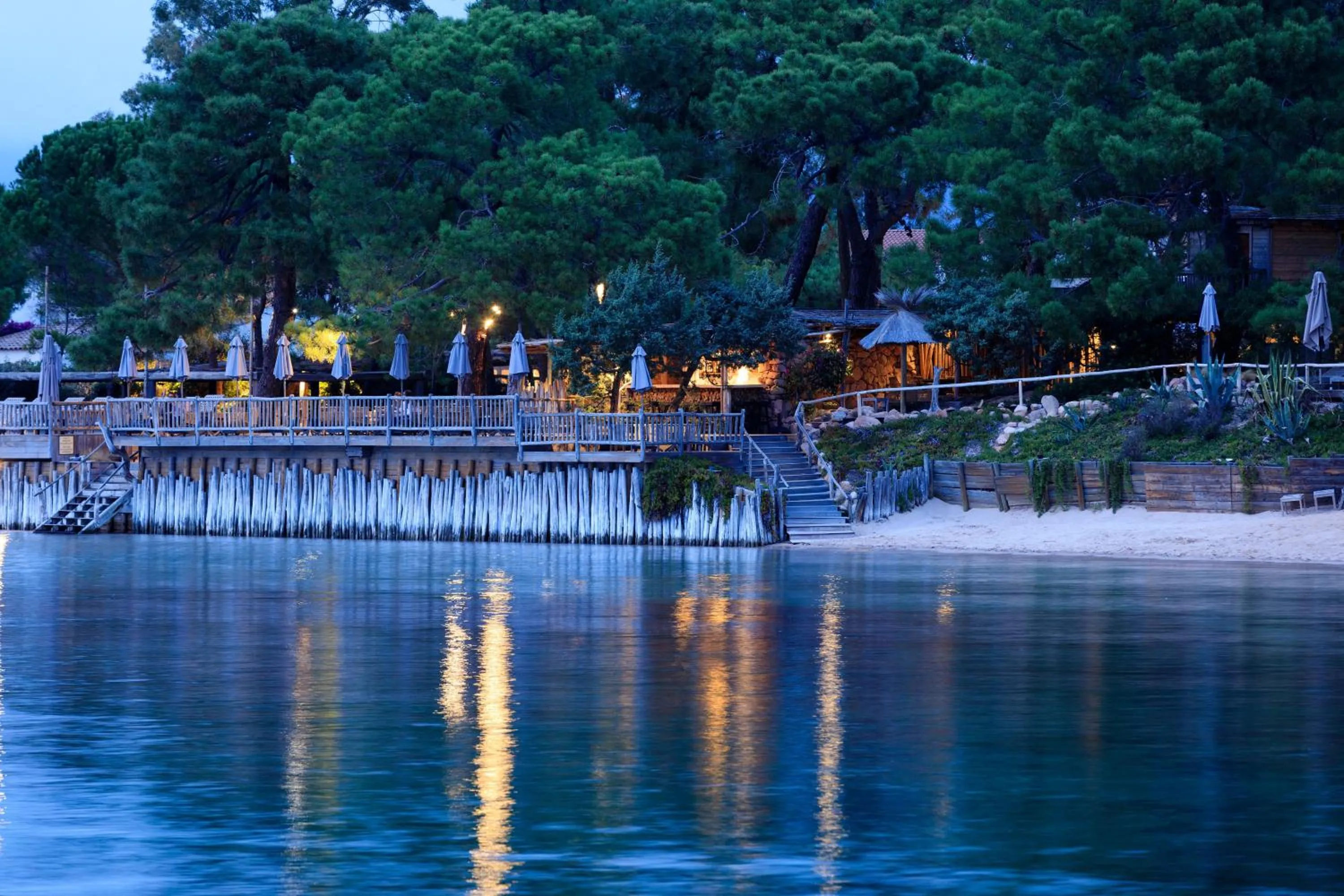 Restaurant/places to eat in Grand Hôtel De Cala Rossa & Spa Nucca