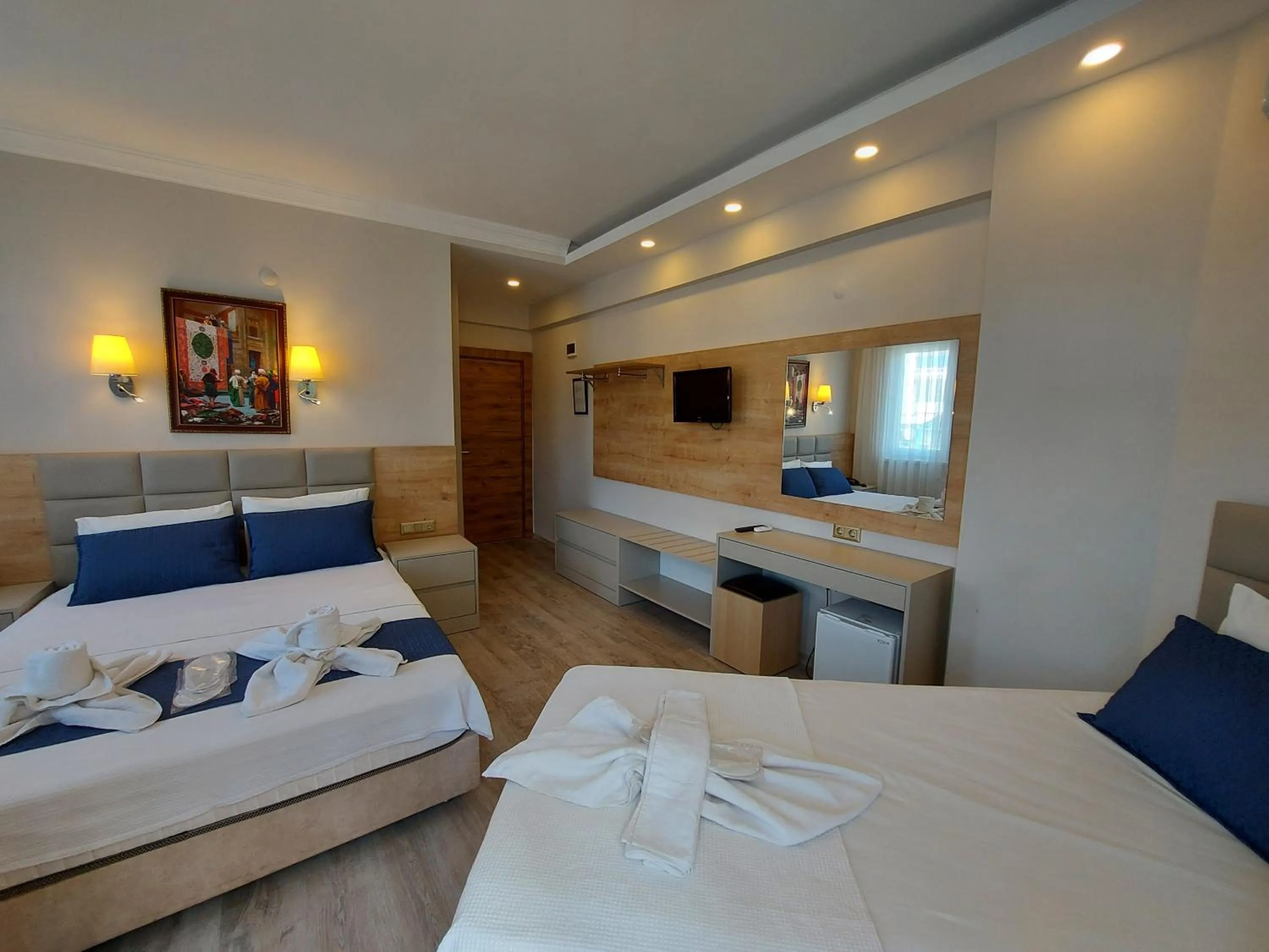 Photo of the whole room, Bed in Afsin Hotel