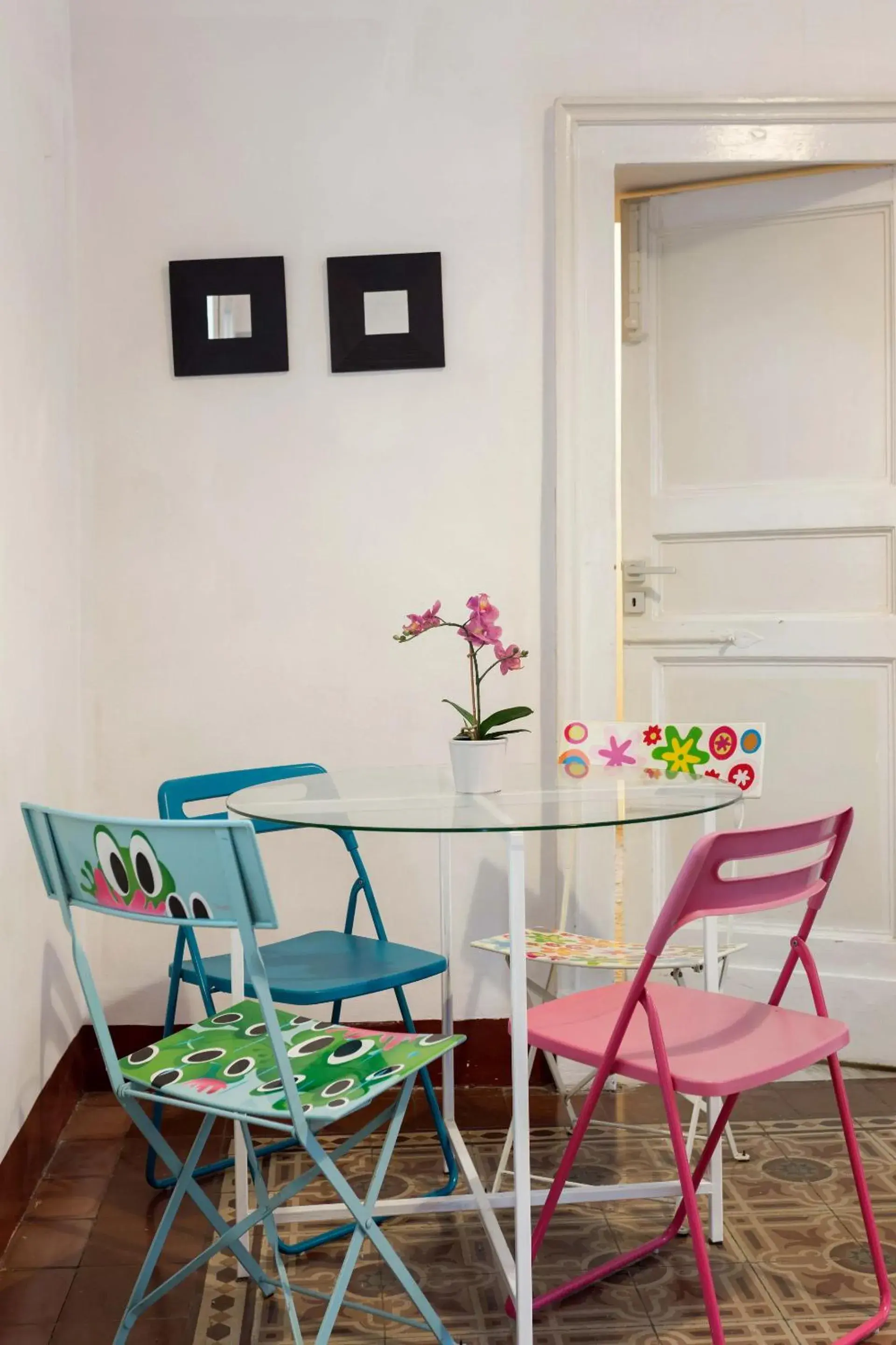 Dining area in Da Gianni e Lucia Rooms with bathroom in the city center