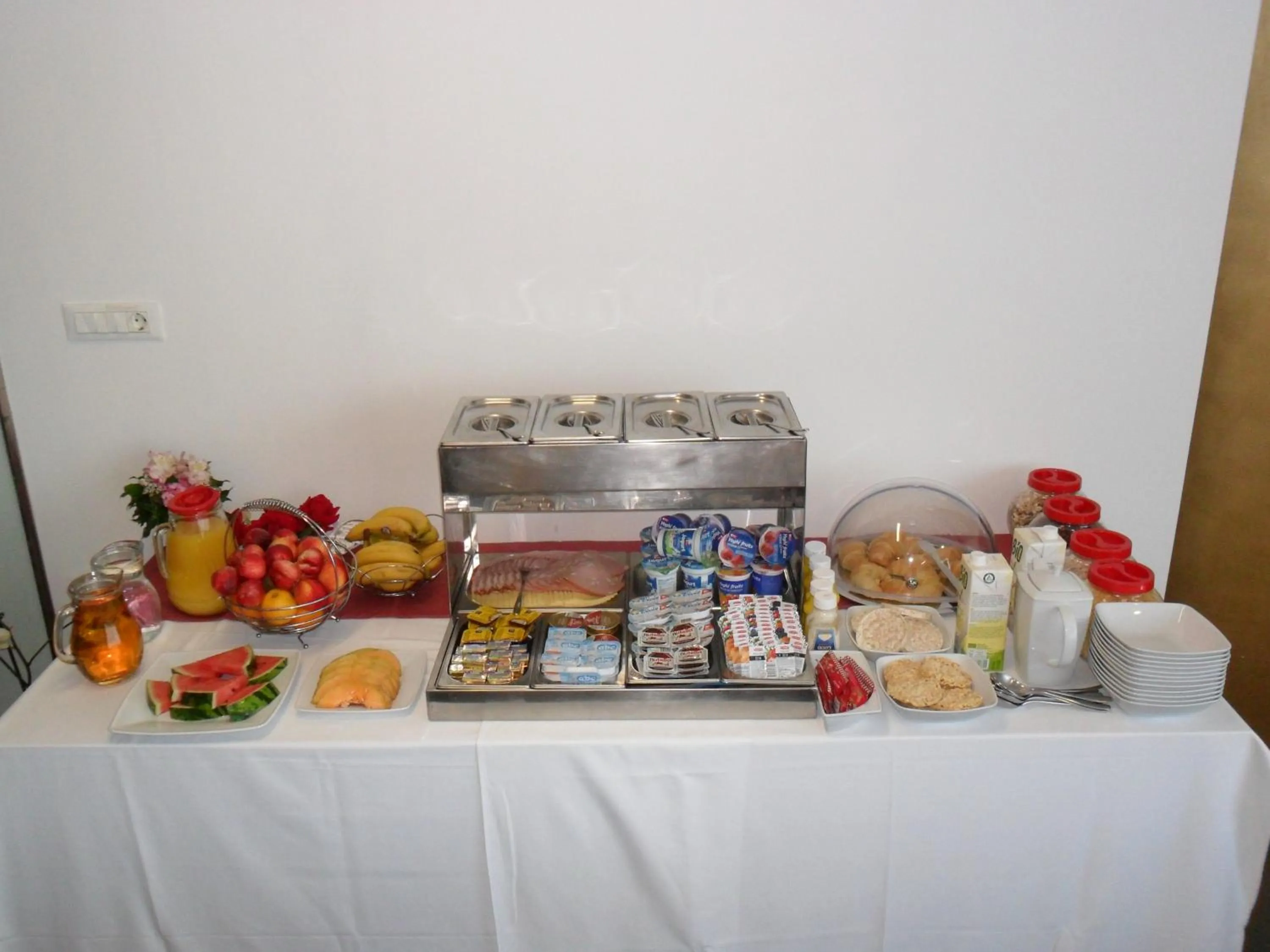 Continental breakfast in Dream Hotel