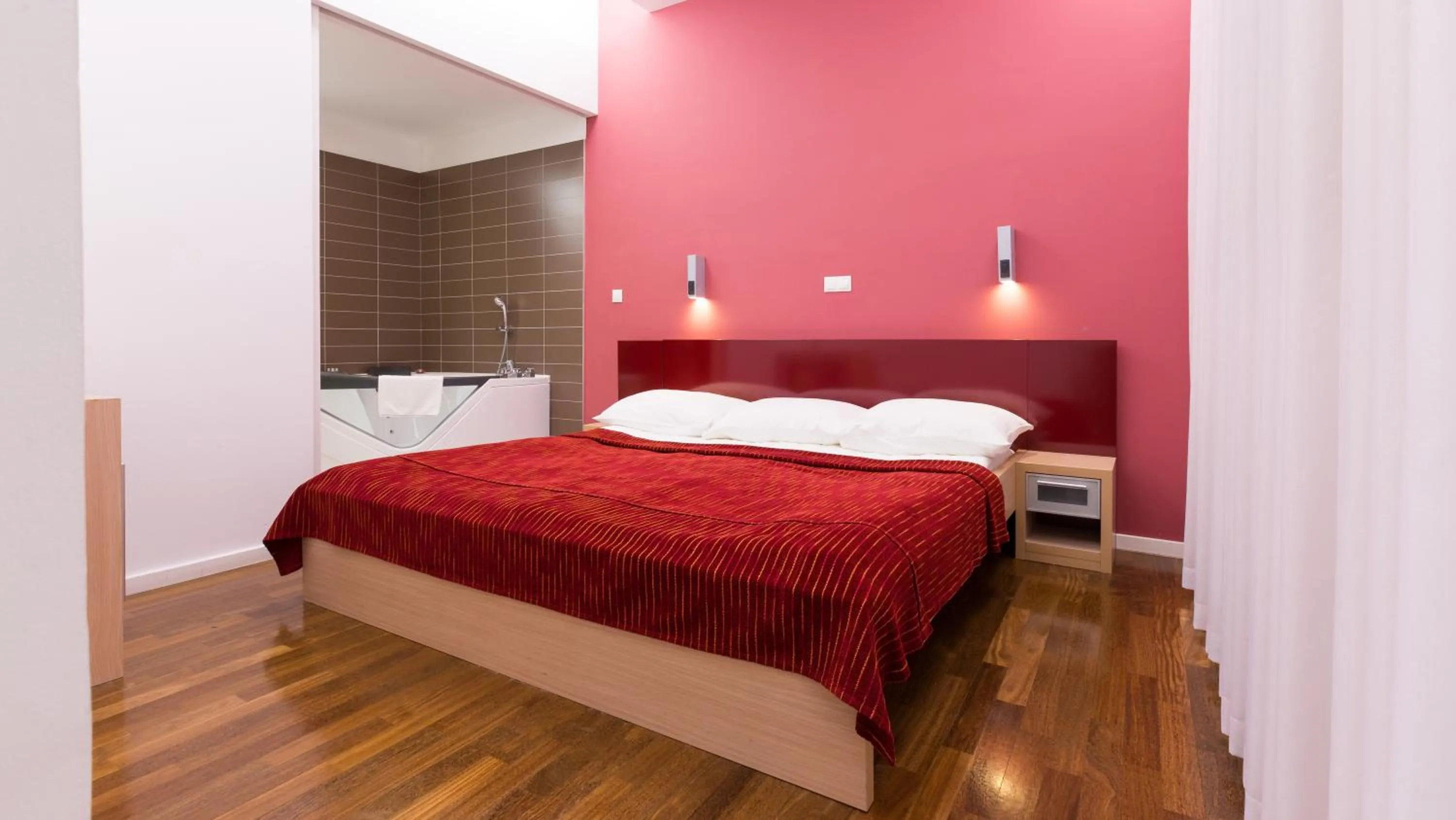 Bedroom, Bed in Dream Hotel