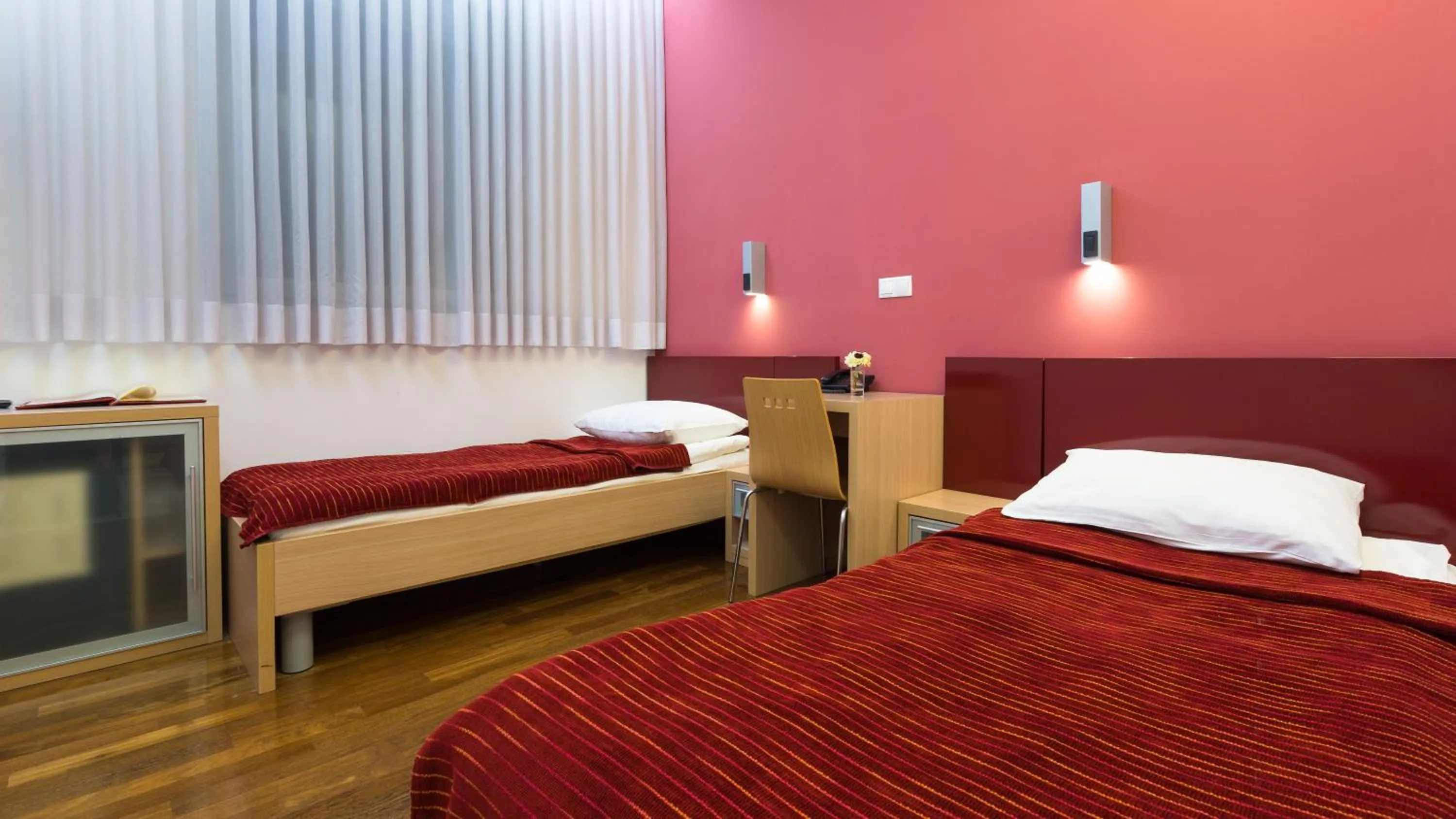 Bedroom, Bed in Dream Hotel