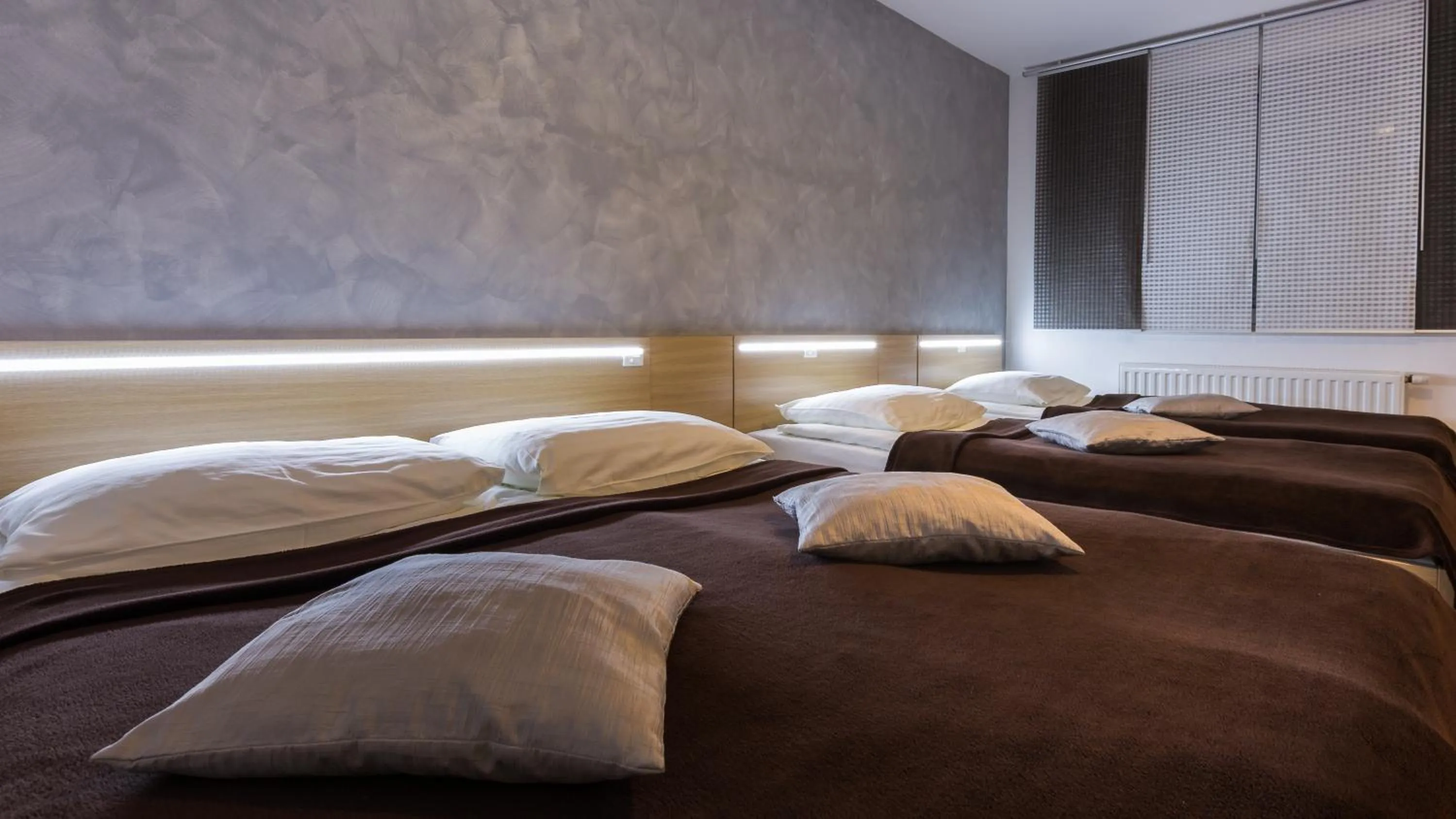 Decorative detail, Bed in Dream Hotel