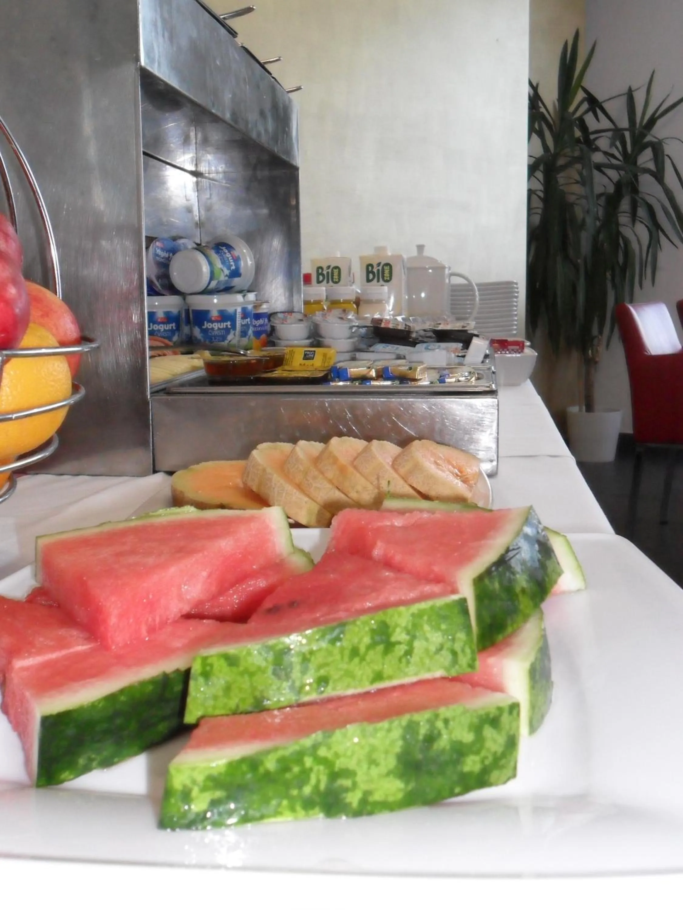 Continental breakfast in Dream Hotel