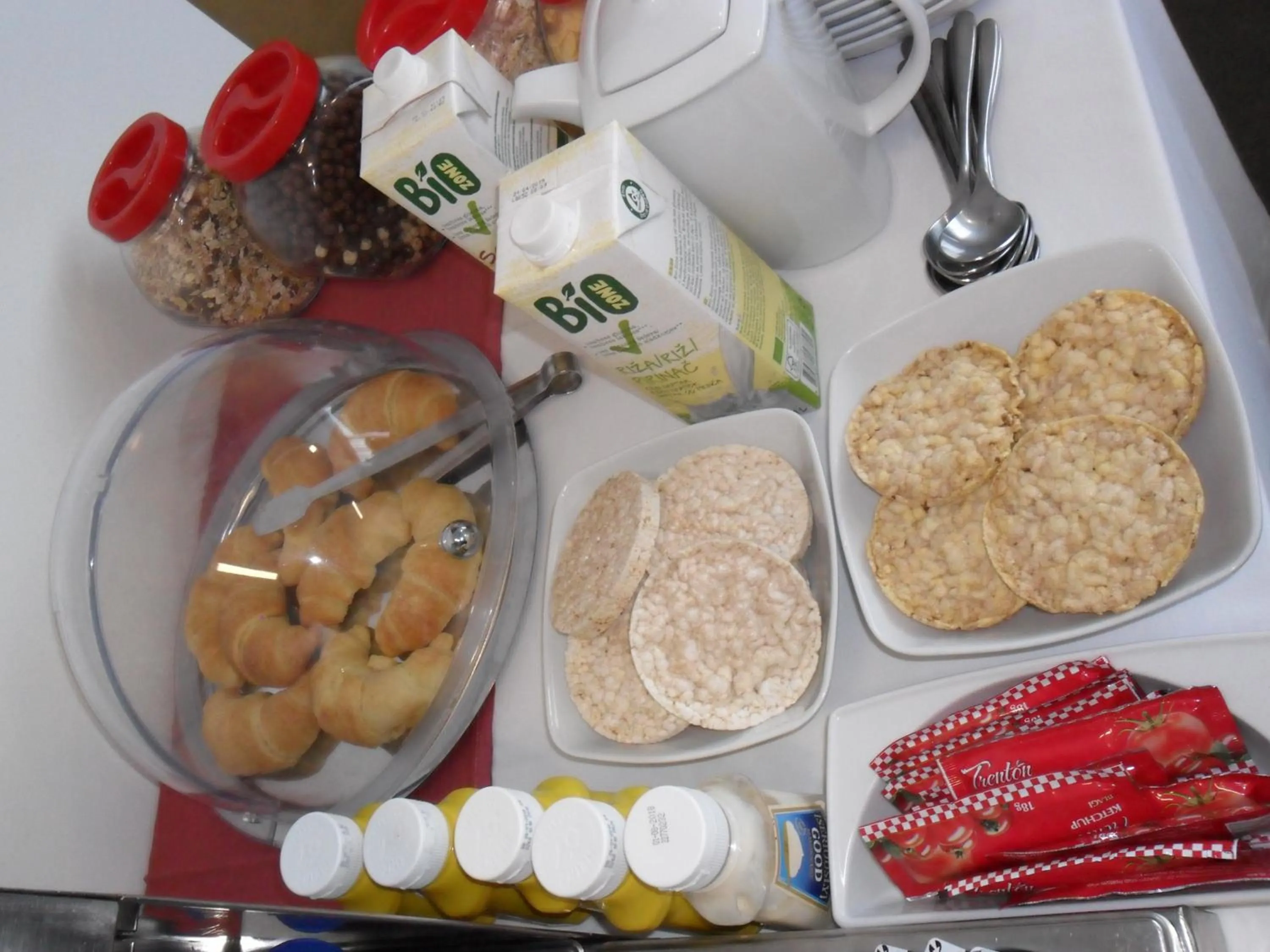 Continental breakfast in Dream Hotel