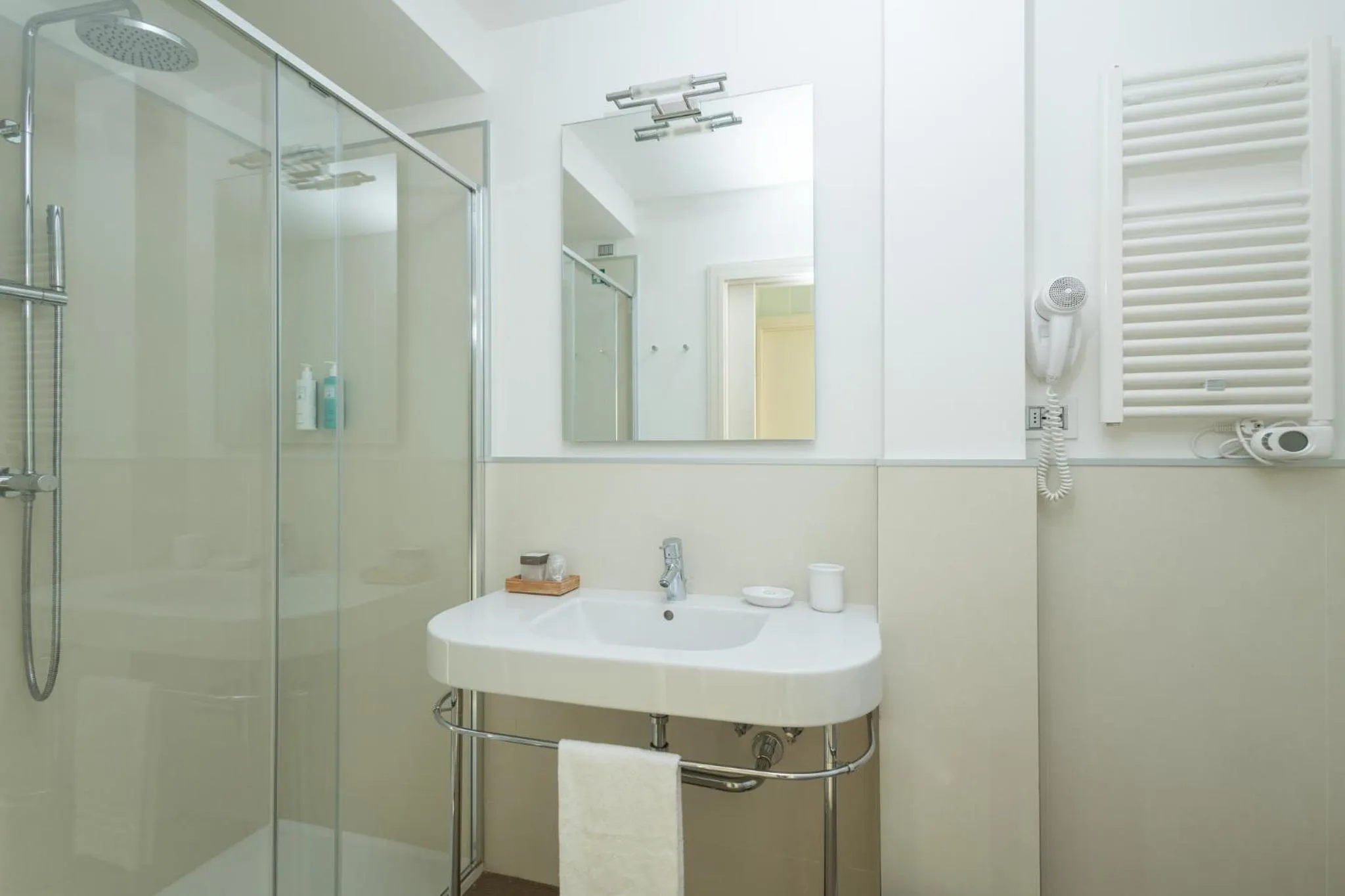 Bathroom in Hotel Eden