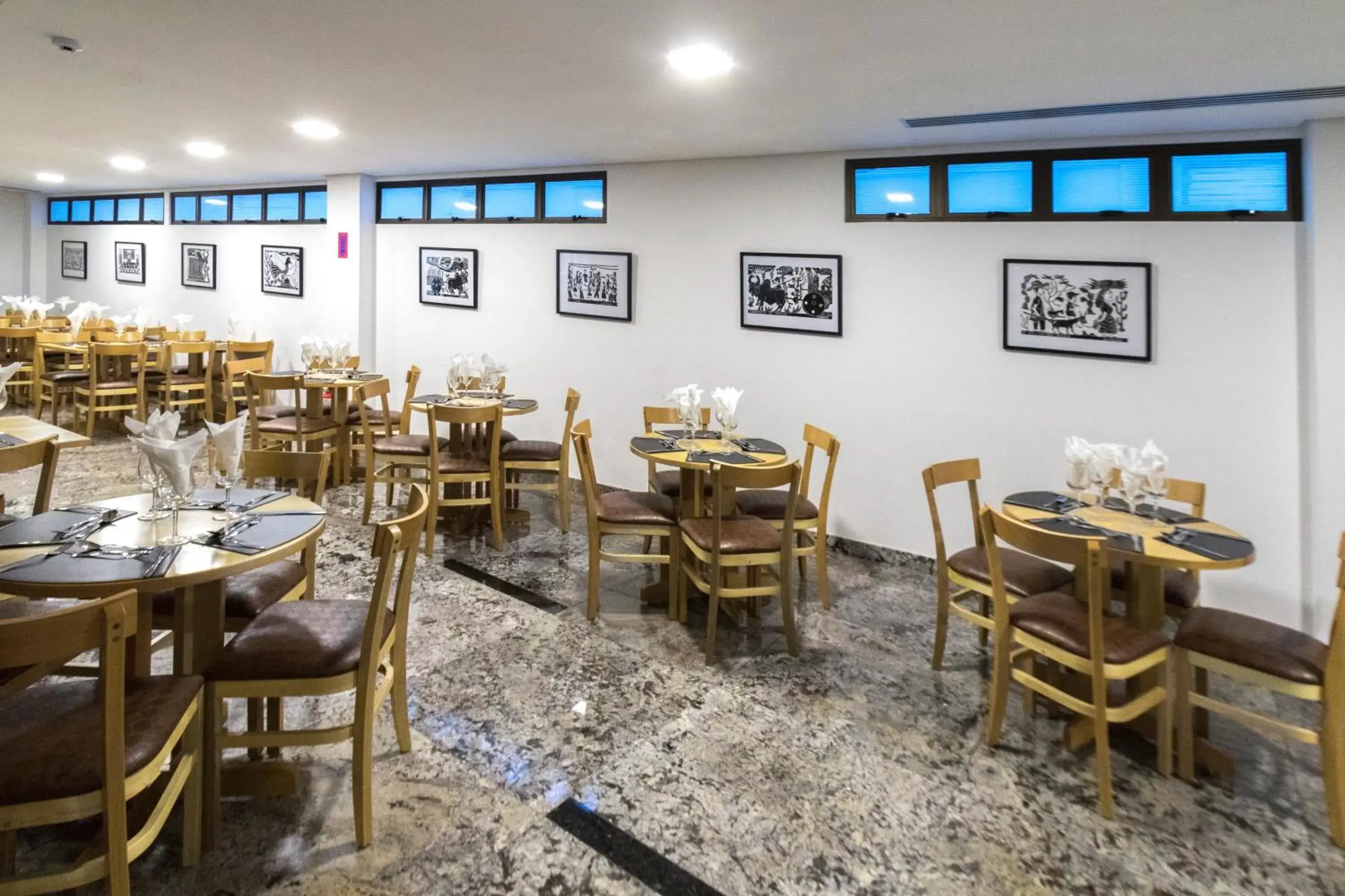 Restaurant/places to eat in Marante Executive Hotel Restaurant/places to eat in Marante Executive Hotel