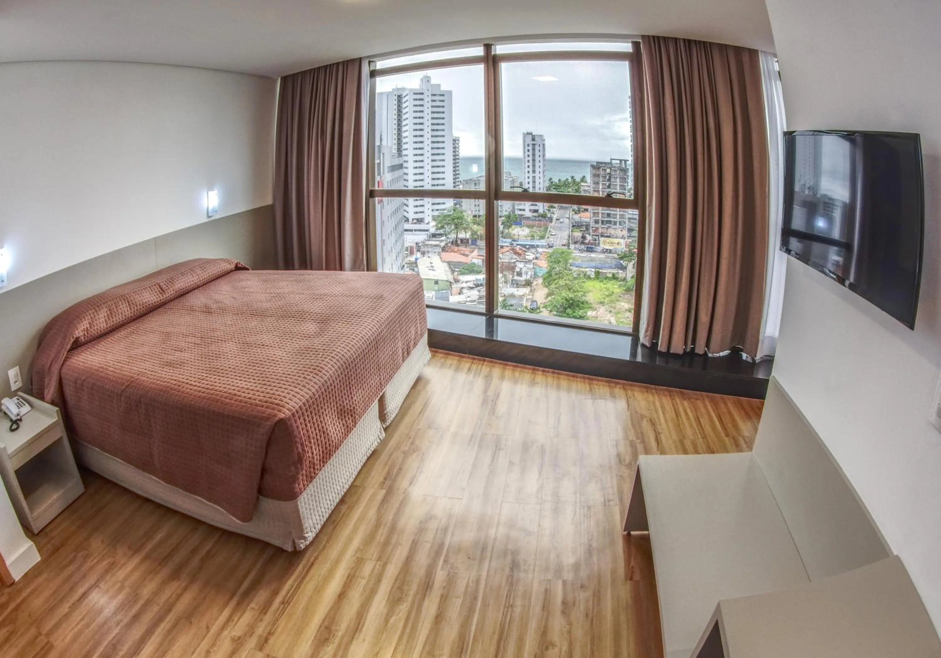 Photo of the whole room, Bed in Marante Executive Hotel