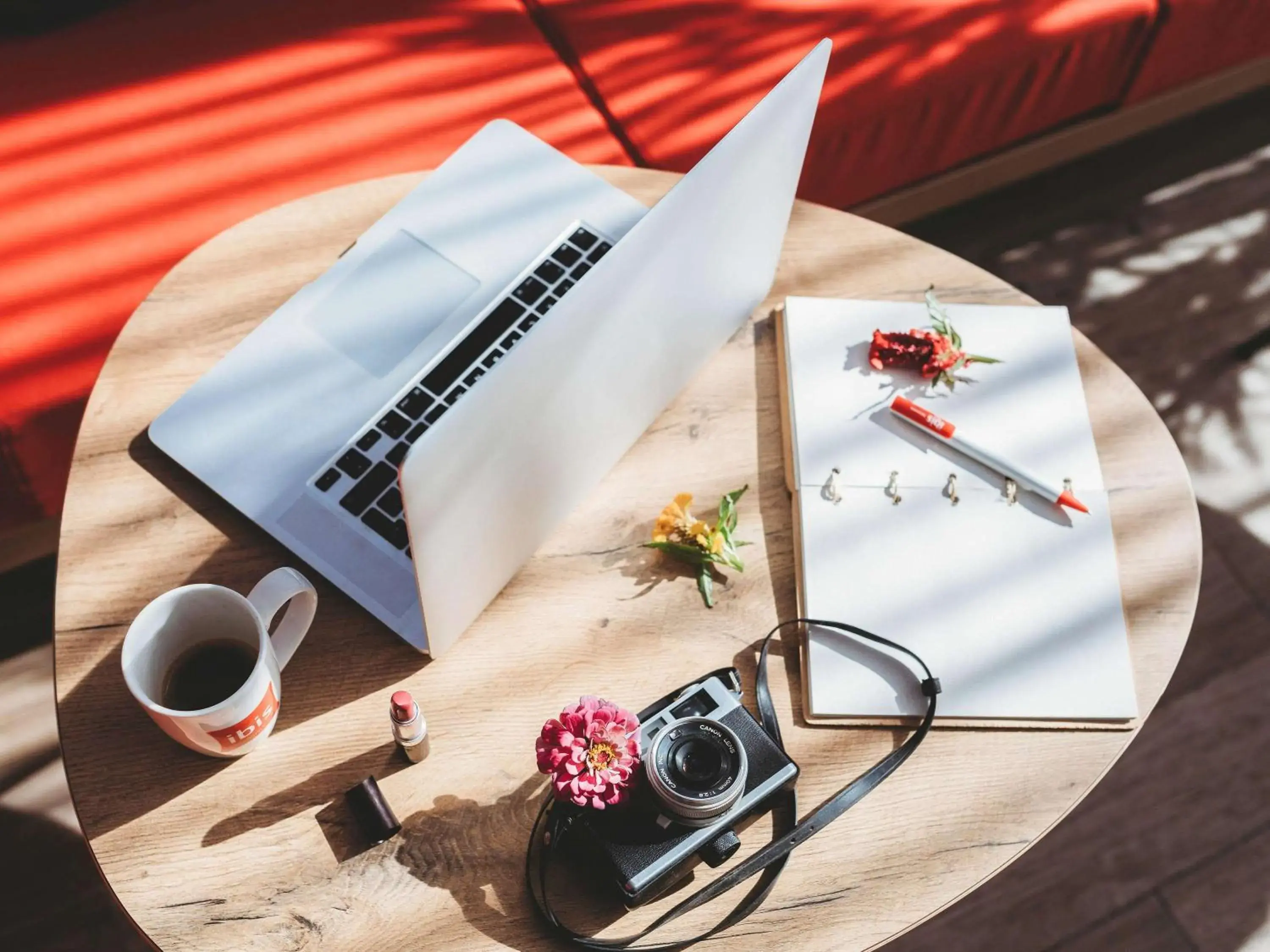 Lounge or bar in ibis Mulhouse Centre Filature Lounge or bar in ibis Mulhouse Centre Filature