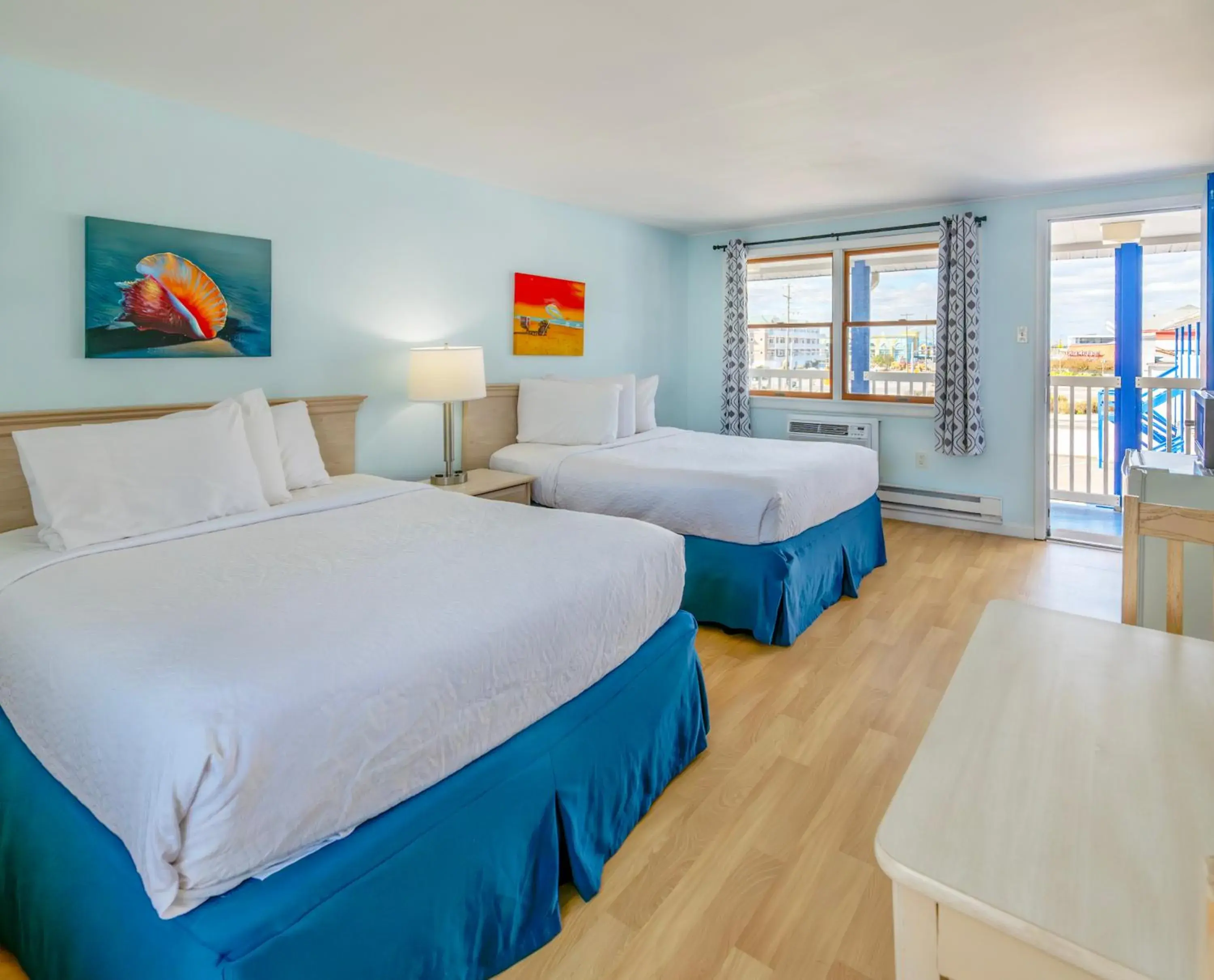 Bedroom, Bed in Drifting Sands Oceanfront Hotel Bedroom, Bed in Drifting Sands Oceanfront Hotel
