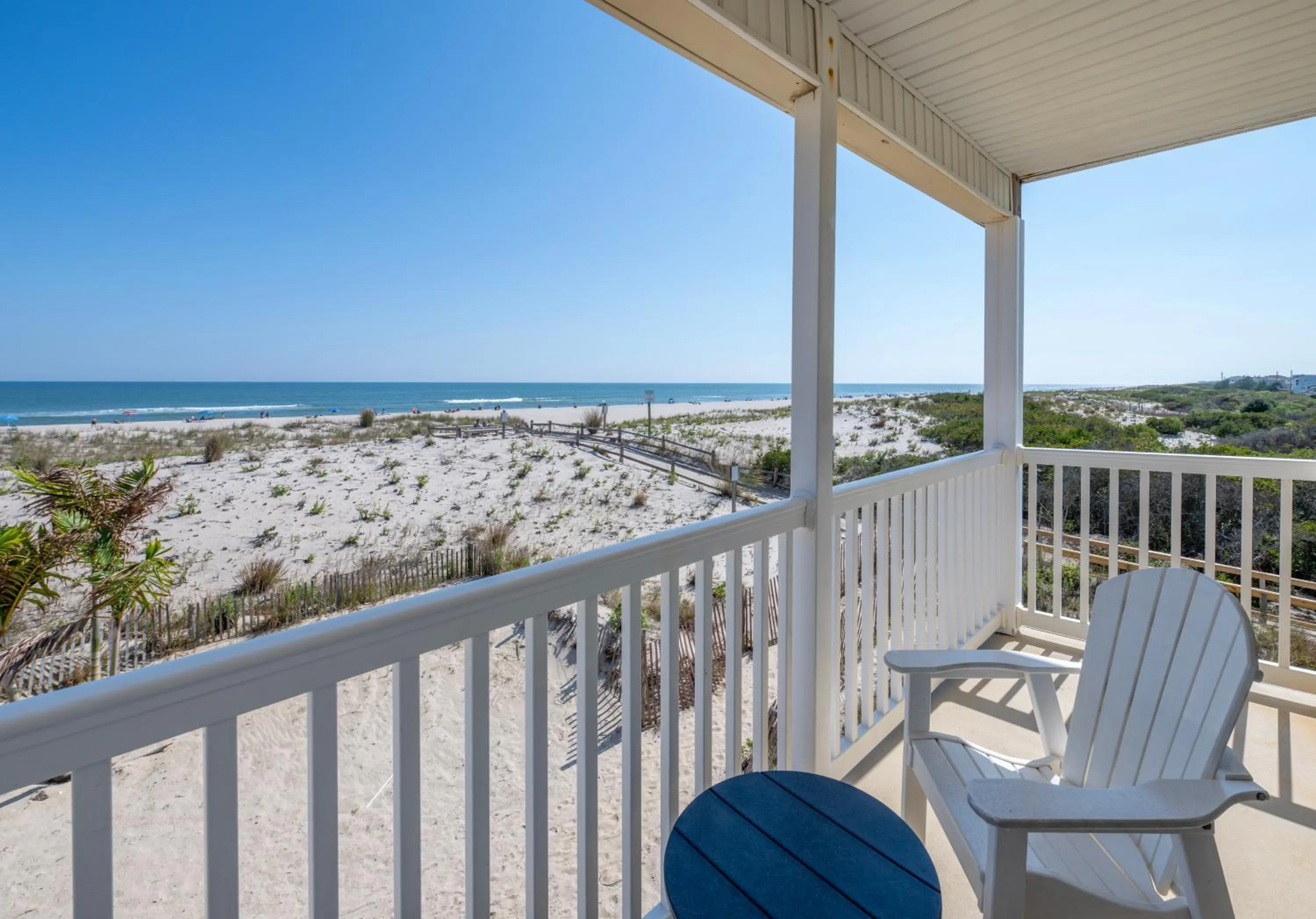 Day in Drifting Sands Oceanfront Hotel