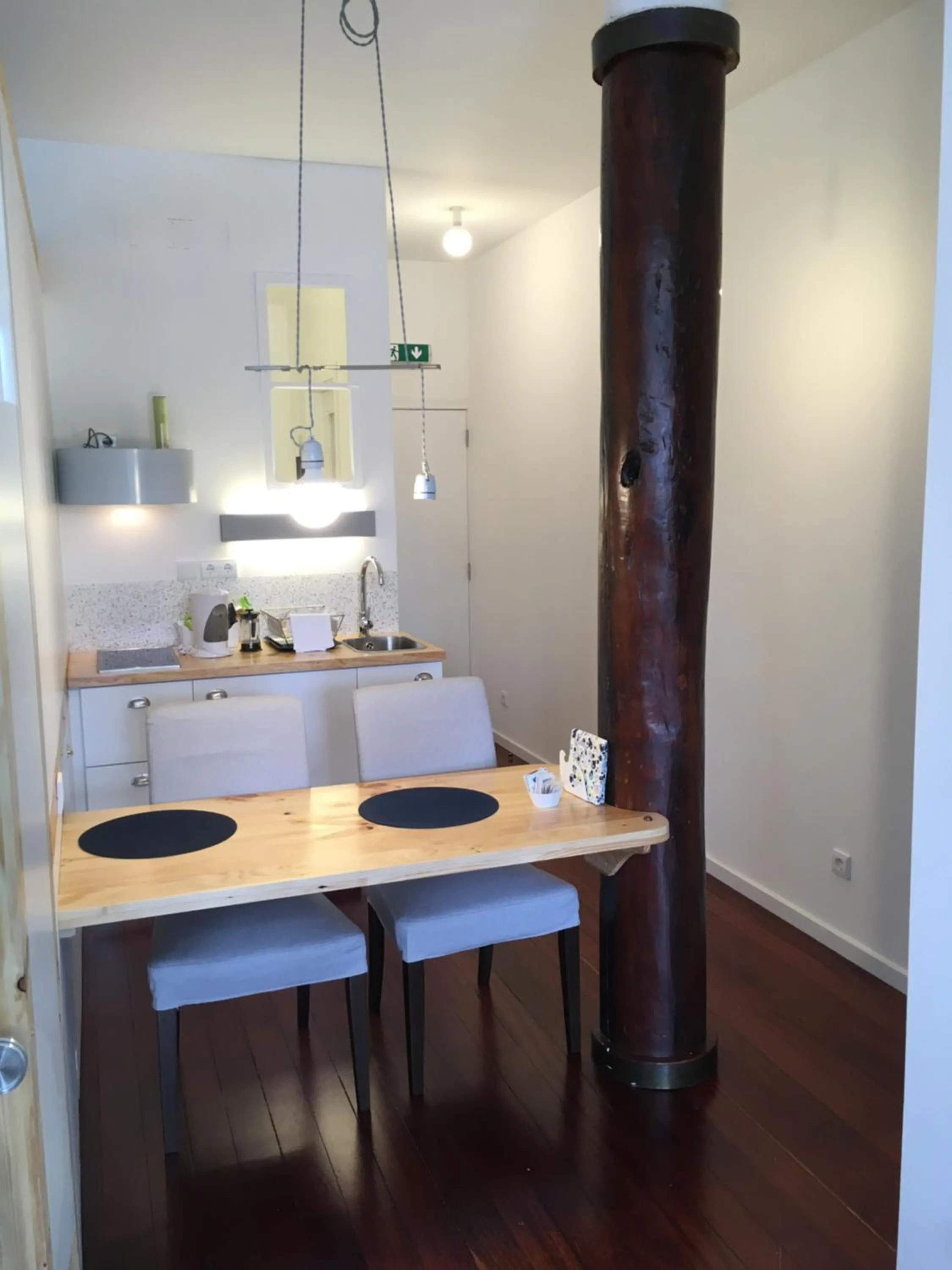 Dining area in Goabio apartments 2 river view