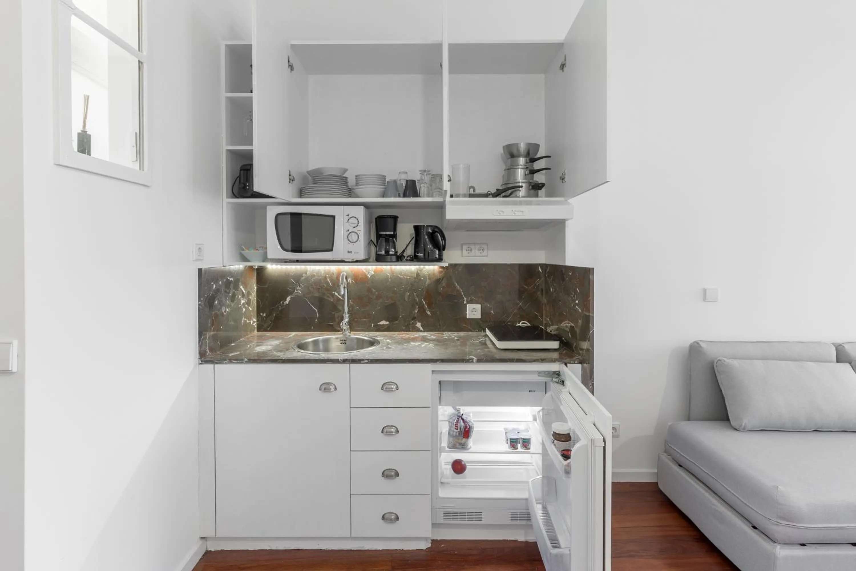 Coffee/tea facilities in Goabio apartments 2 river view
