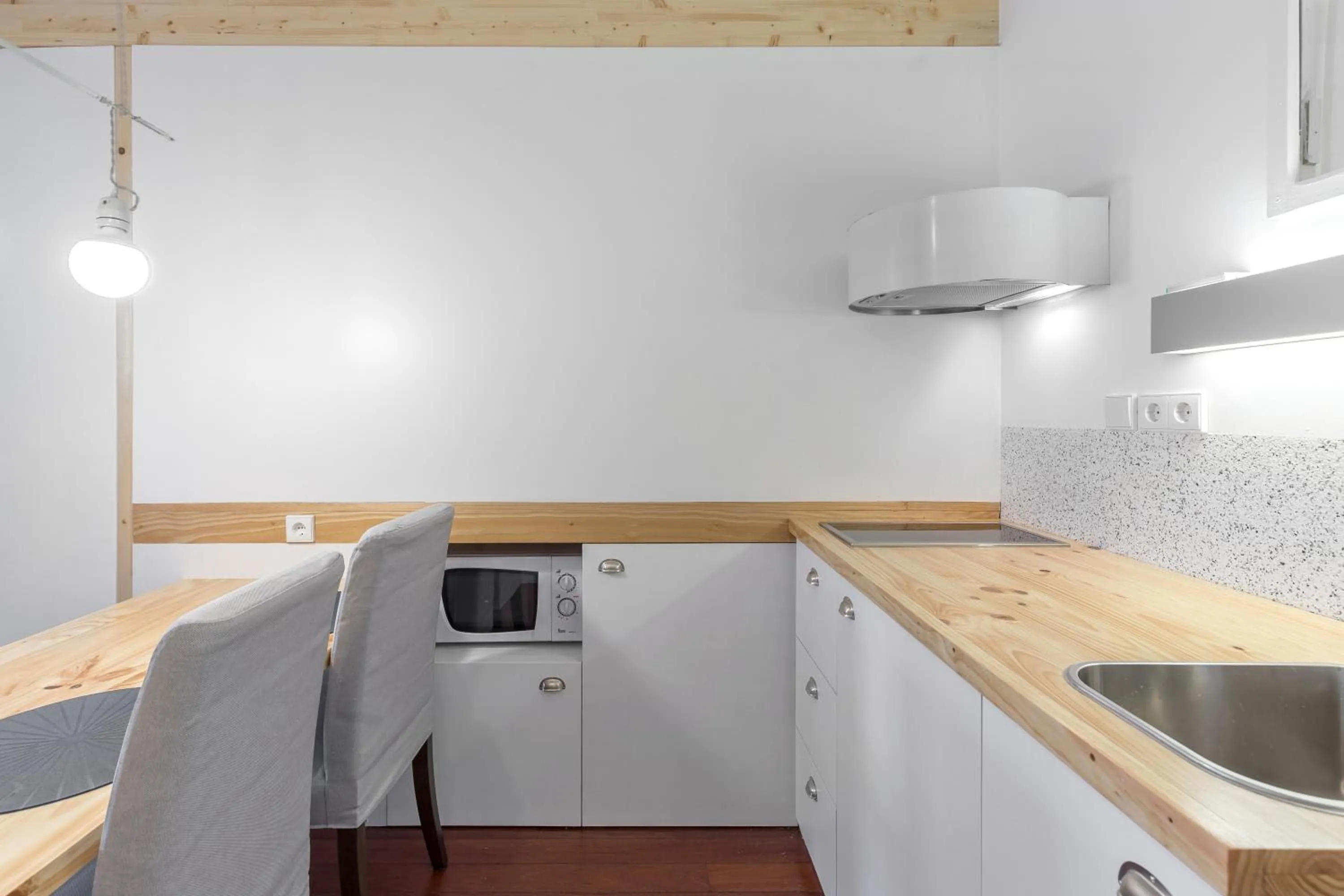 Kitchen or kitchenette in Goabio apartments 2 river view