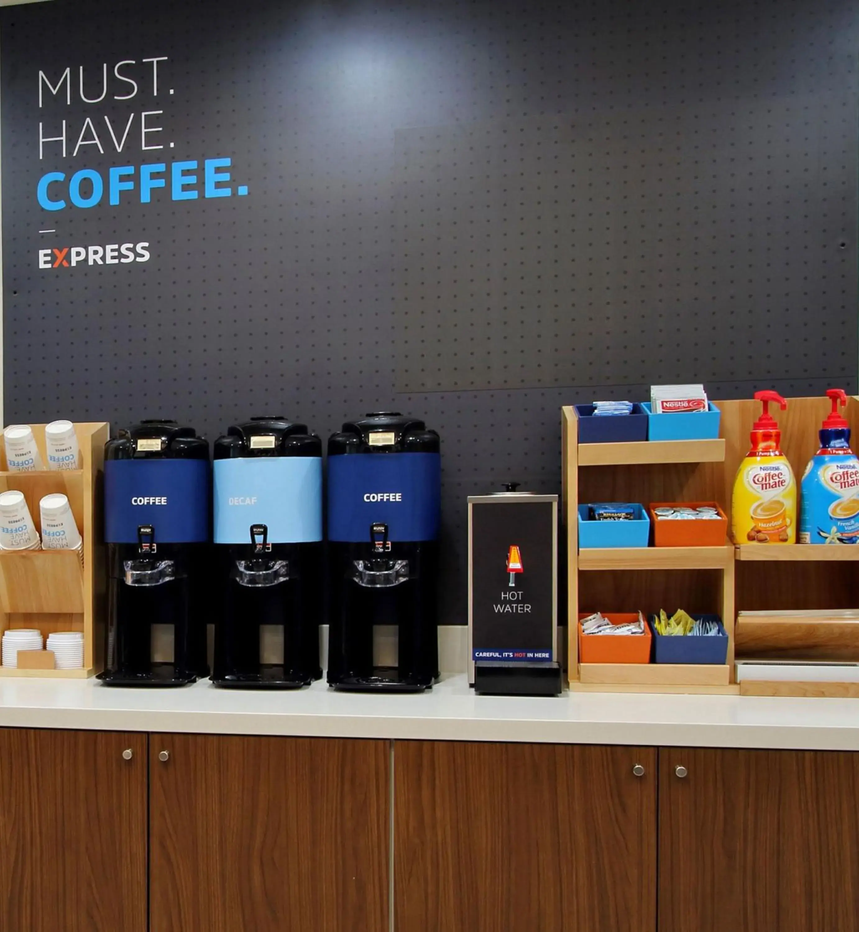 Buffet breakfast in Holiday Inn Express - Akron NW - Fairlawn by IHG Buffet breakfast in Holiday Inn Express - Akron NW - Fairlawn by IHG