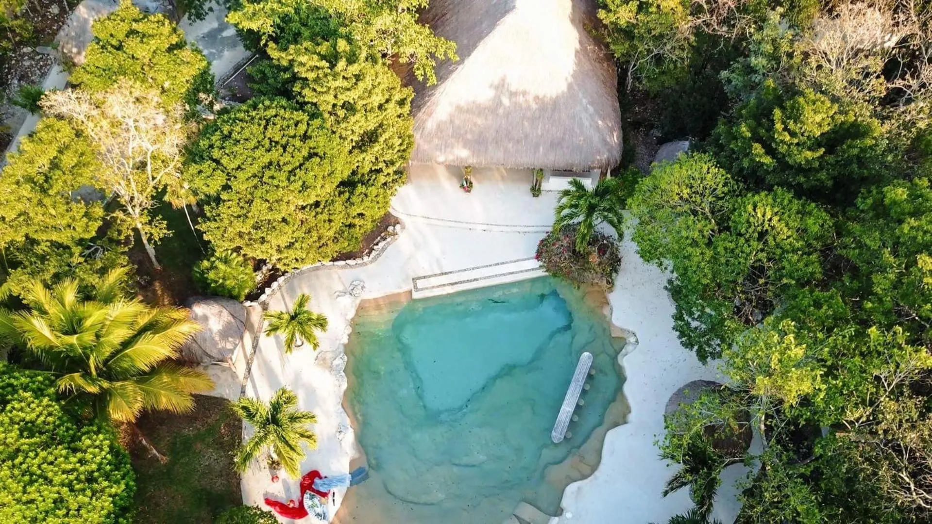 Bird's eye view in La Villa Mexicana by Diving Prestige