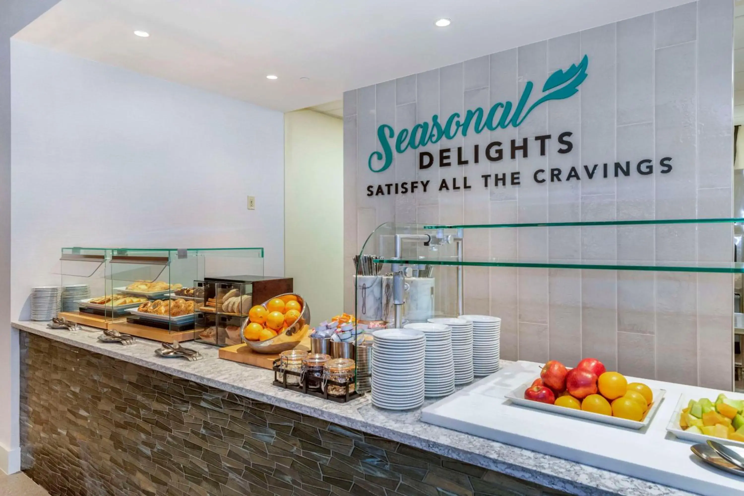 Restaurant/places to eat in Embassy Suites by Hilton Raleigh Durham Airport Brier Creek Restaurant/places to eat in Embassy Suites by Hilton Raleigh Durham Airport Brier Creek