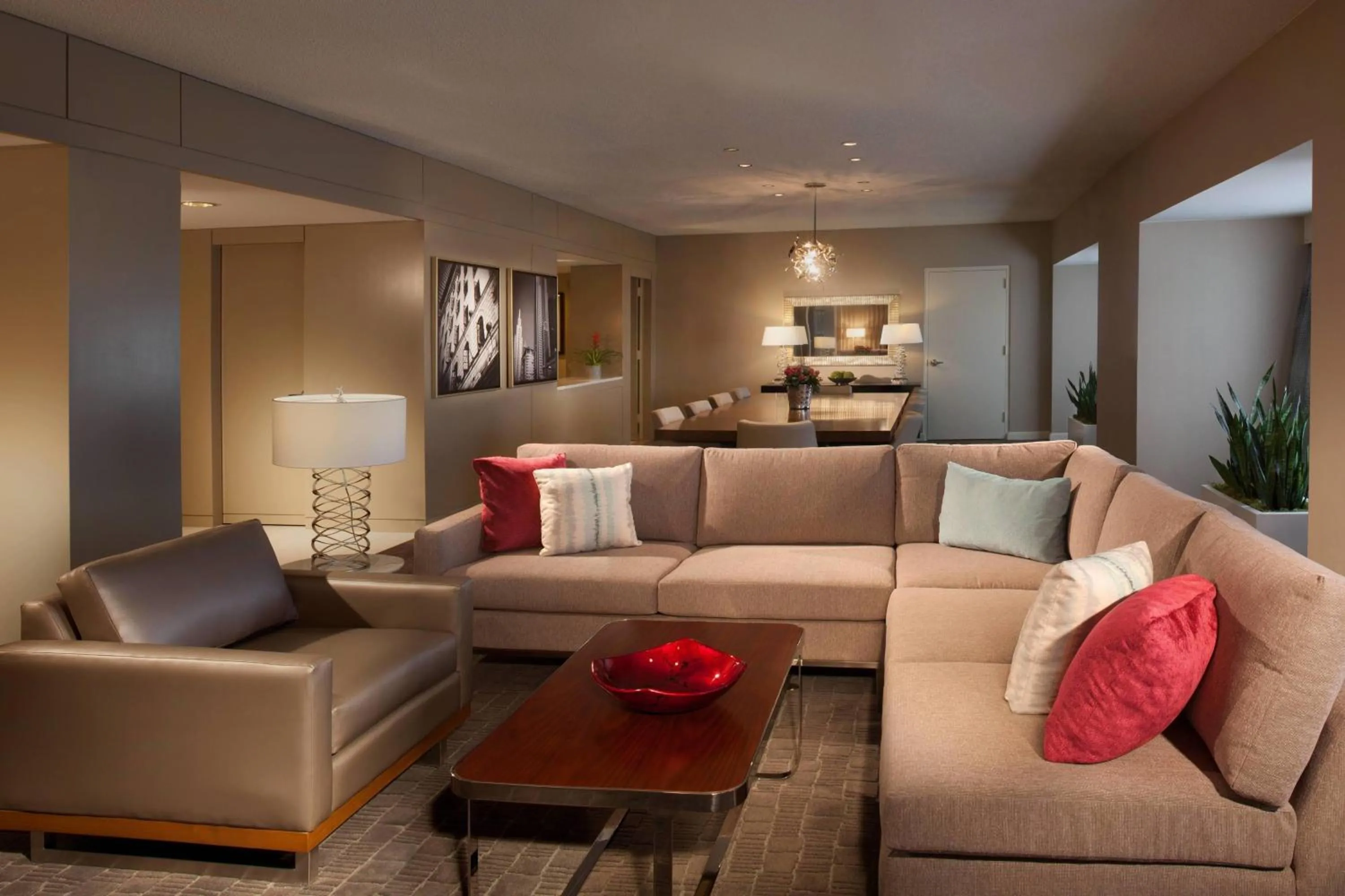 Photo of the whole room in The Westin Dallas Park Central