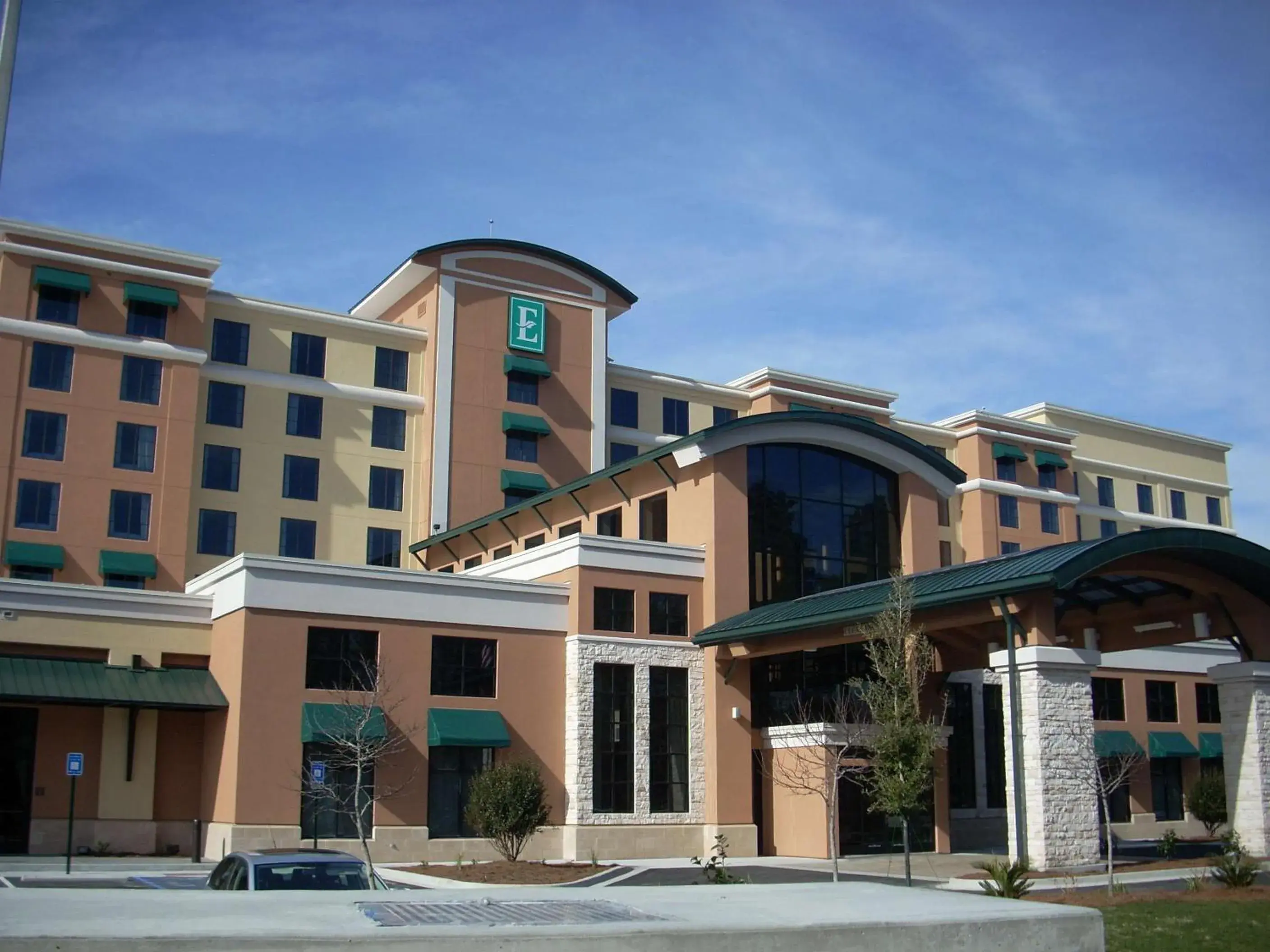 Property building in Embassy Suites Savannah Airport Property building in Embassy Suites Savannah Airport