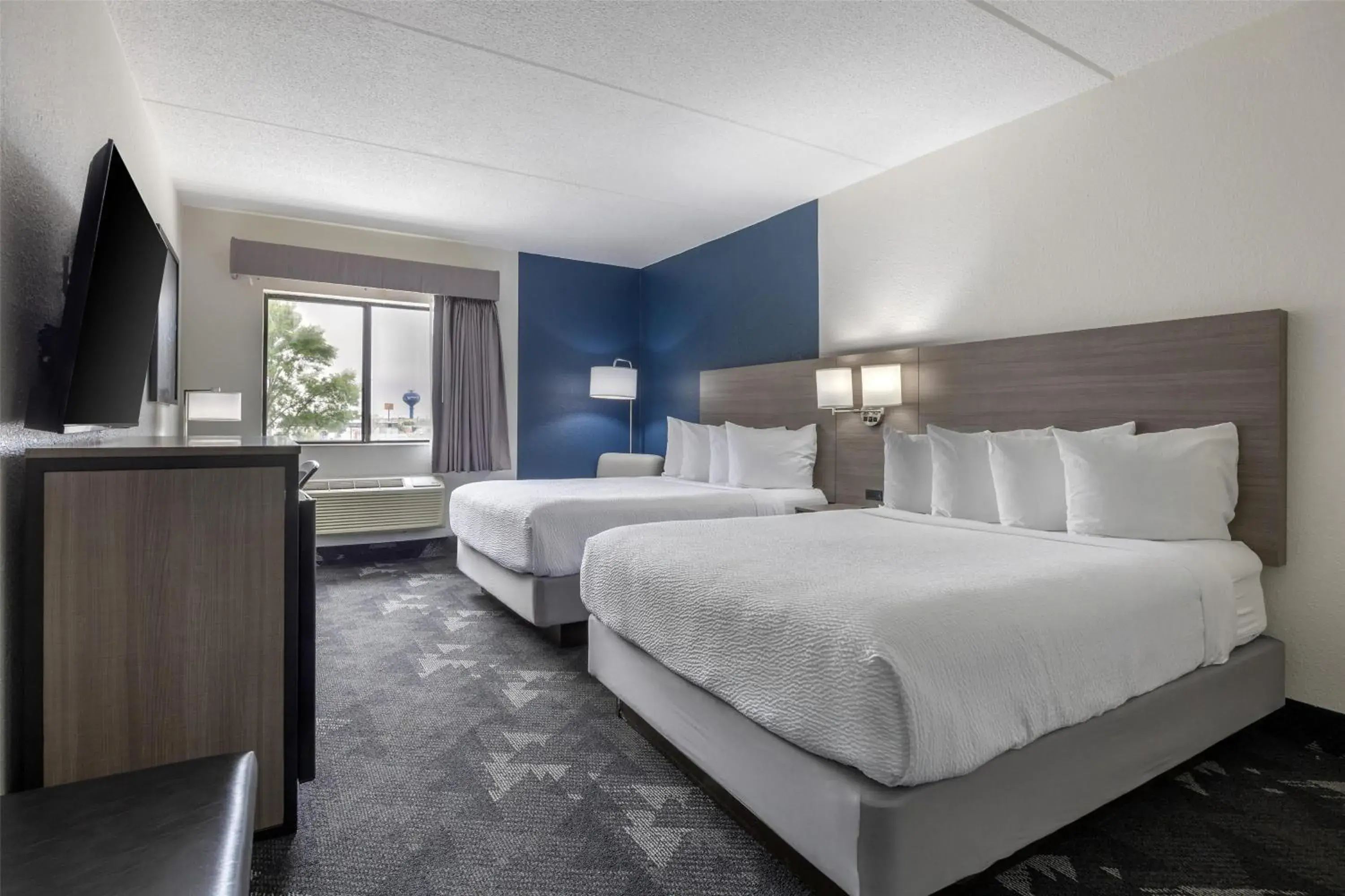 Bedroom, Bed in Best Western Bolingbrook Hotel Bedroom, Bed in Best Western Bolingbrook Hotel