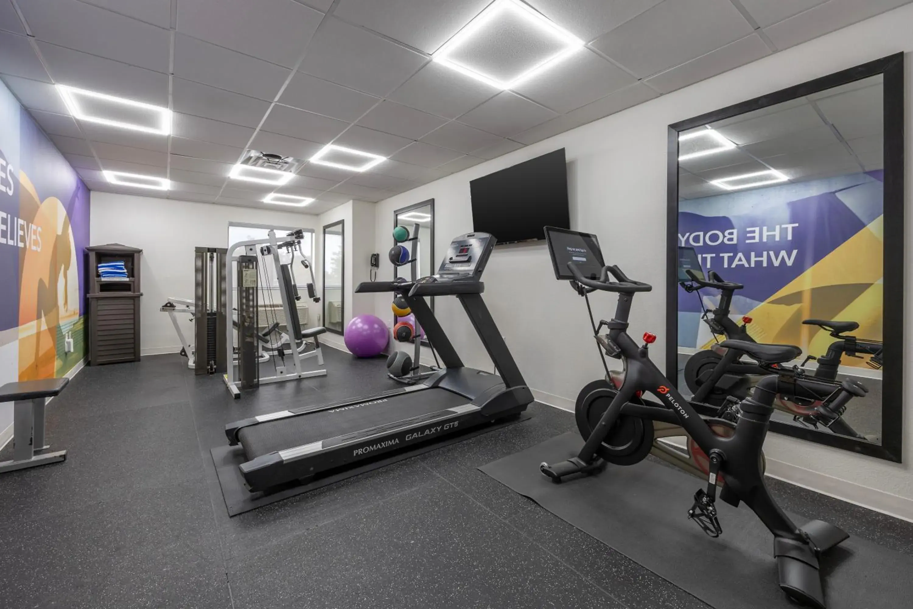 Fitness centre/facilities in Best Western Bolingbrook Hotel Fitness centre/facilities in Best Western Bolingbrook Hotel