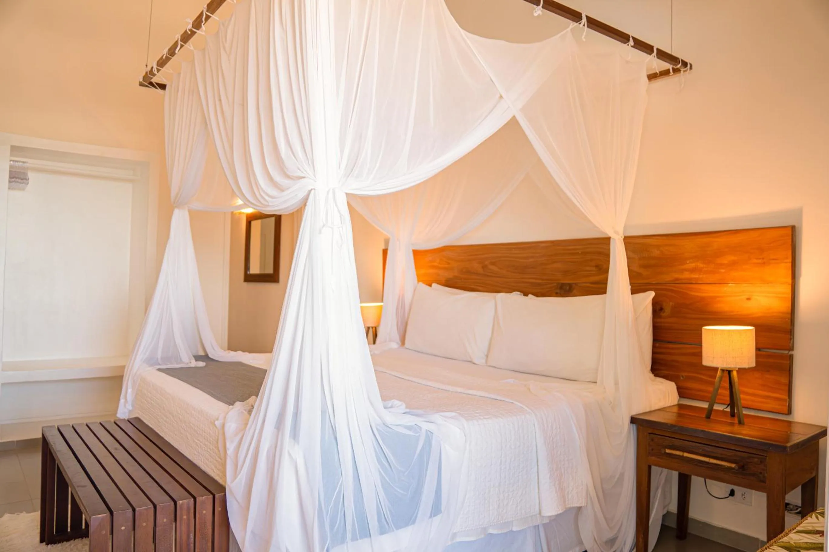 Bed in Saint Tropez Praia Hotel