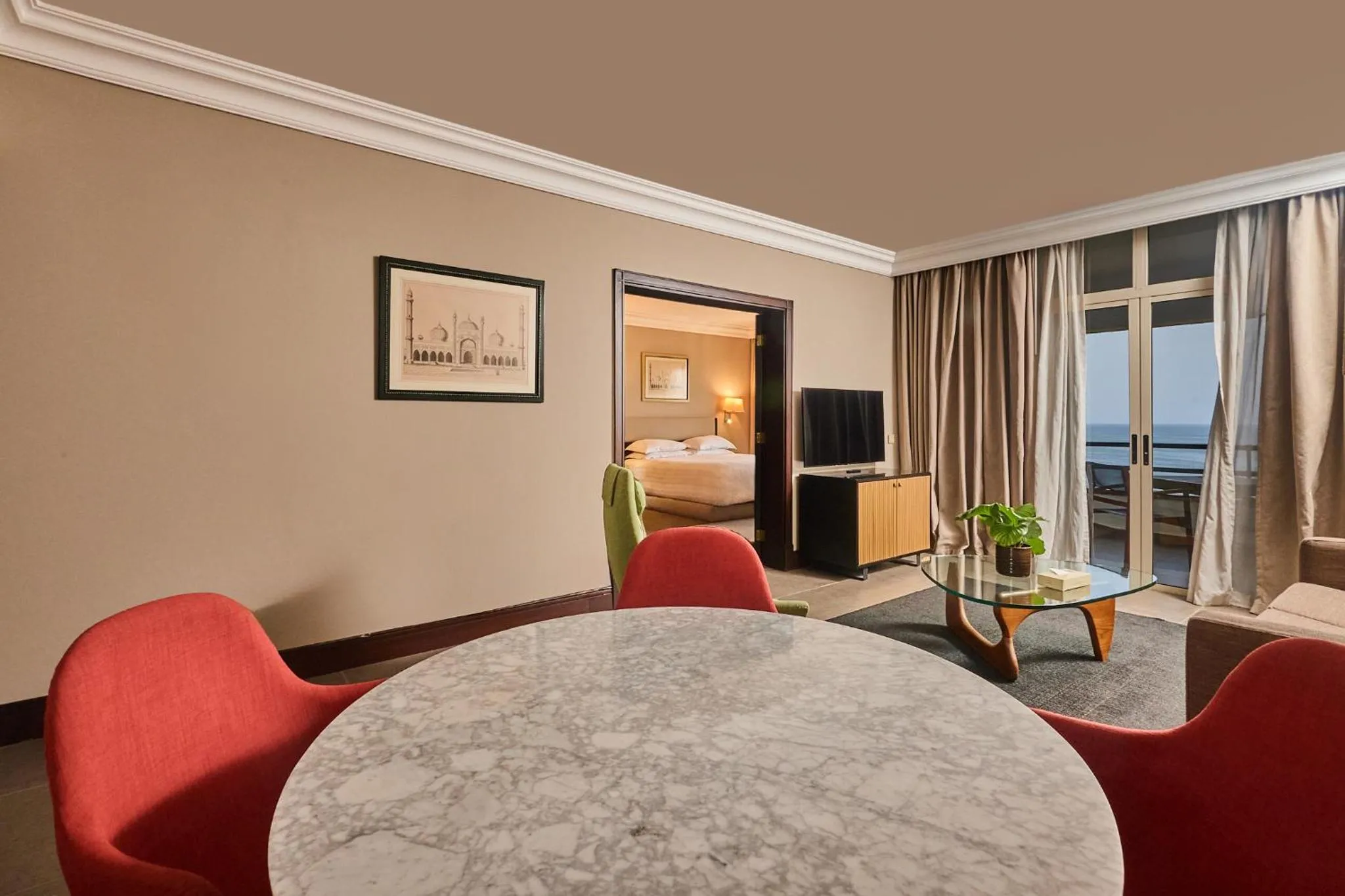 Living room, Bed in Portemilio Hotel & Resort