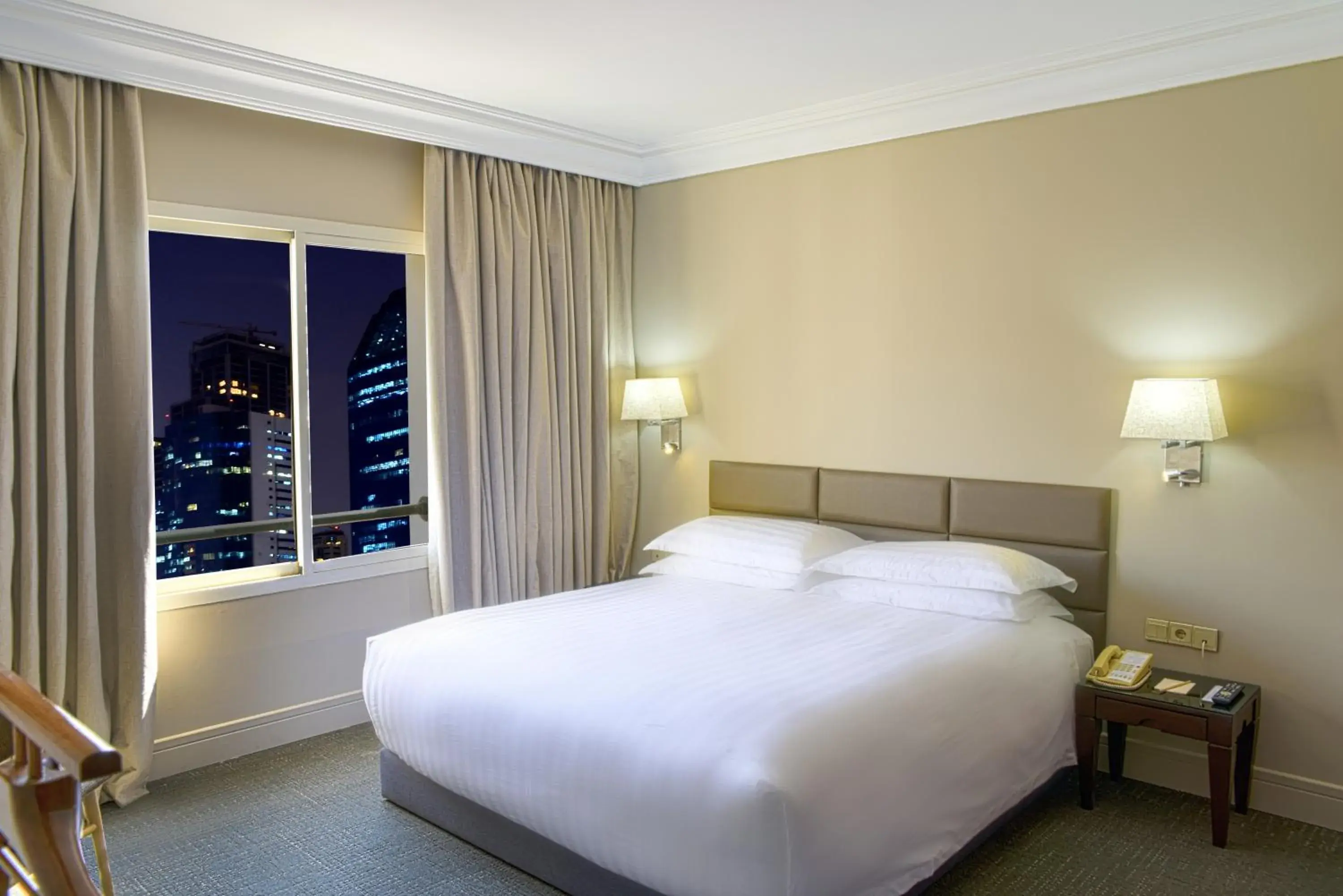 Deluxe Suite in Portemilio Hotel & Resort Deluxe Suite in Portemilio Hotel & Resort