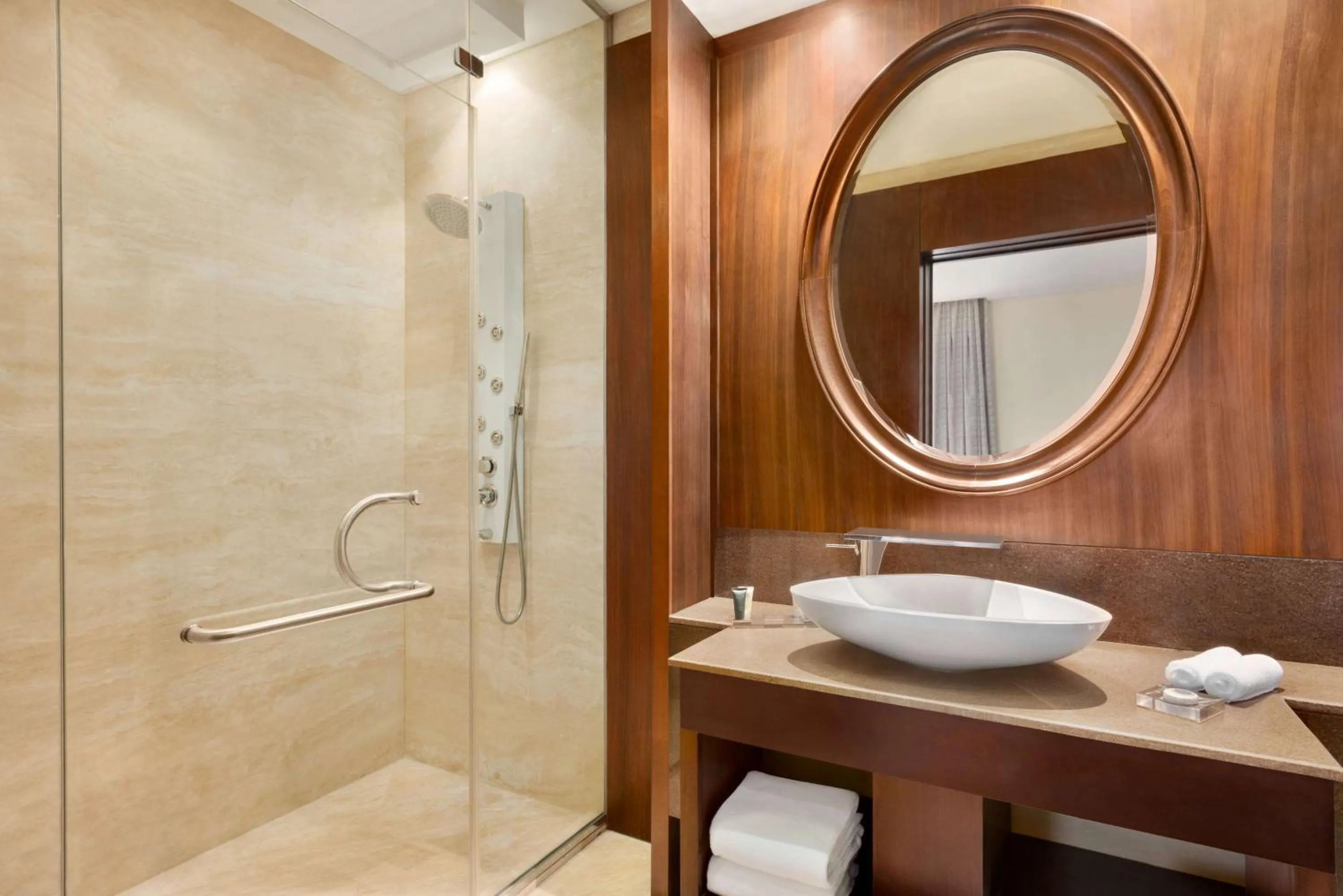 Bathroom in Wyndham Garden Salalah Mirbat