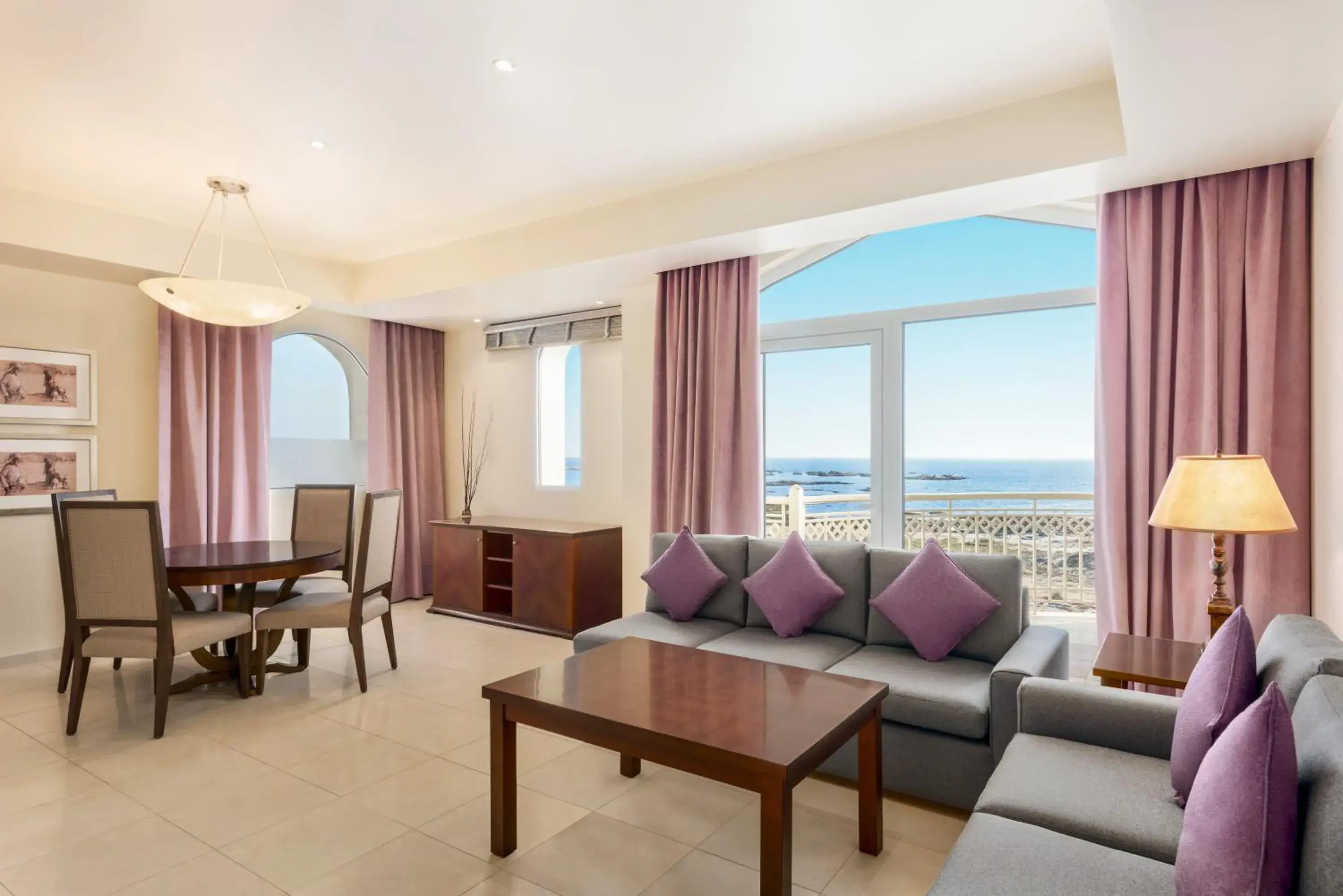 Non-Smoking, I king Bed, Wyndham Garden Suite in Wyndham Garden Salalah Mirbat Non-Smoking, I king Bed, Wyndham Garden Suite in Wyndham Garden Salalah Mirbat