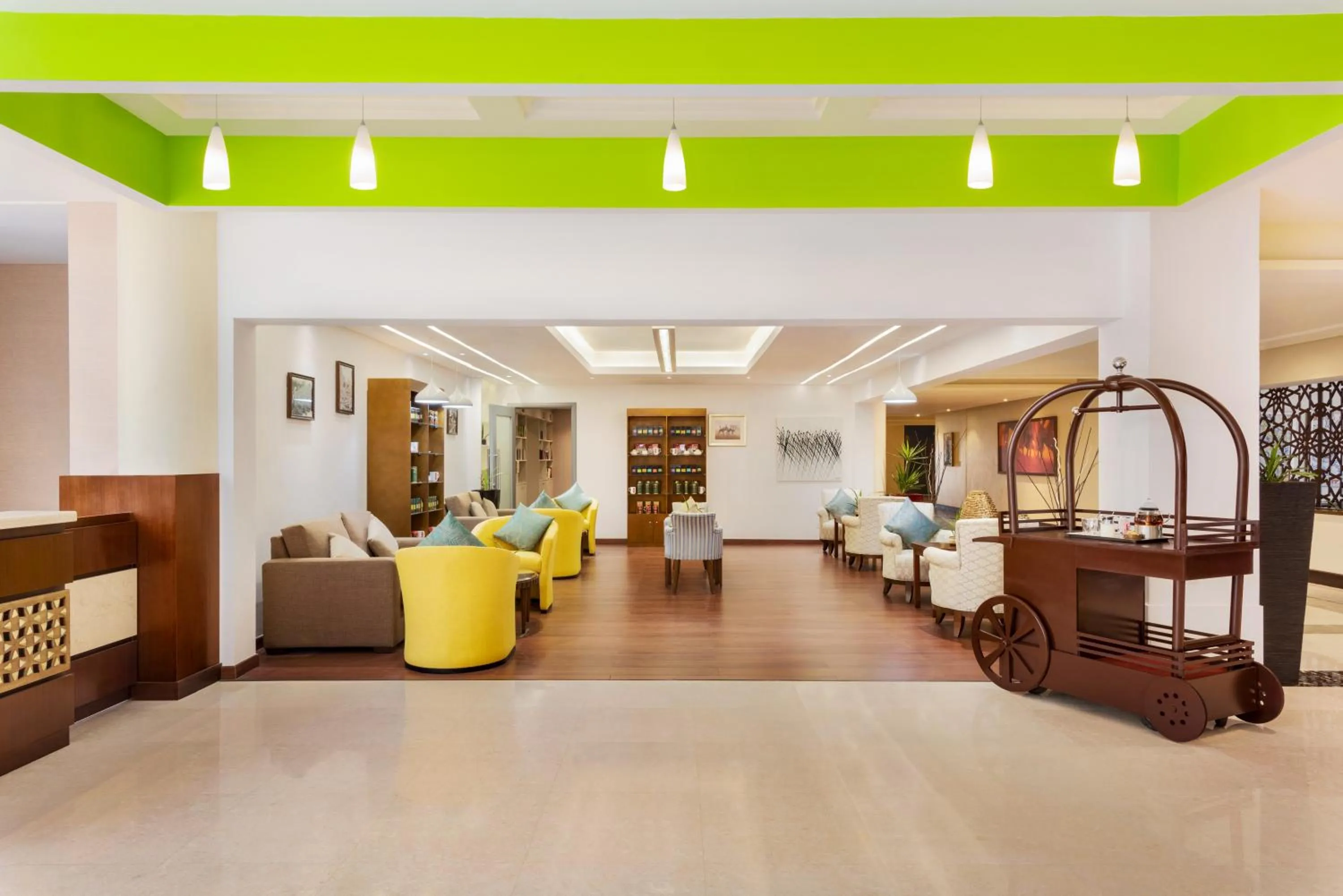 Lounge or bar in Wyndham Garden Salalah Mirbat