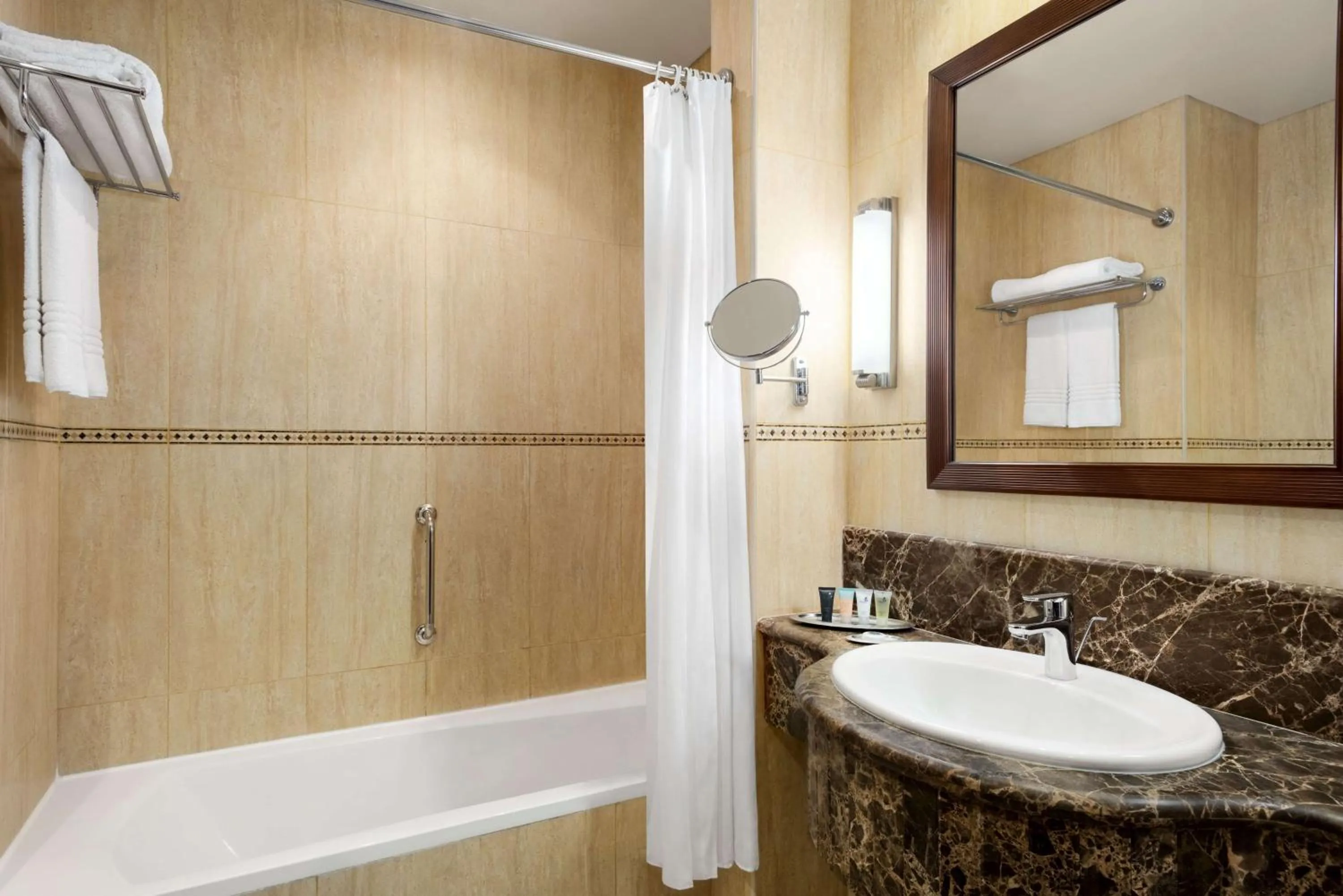Bathroom in Wyndham Garden Salalah Mirbat