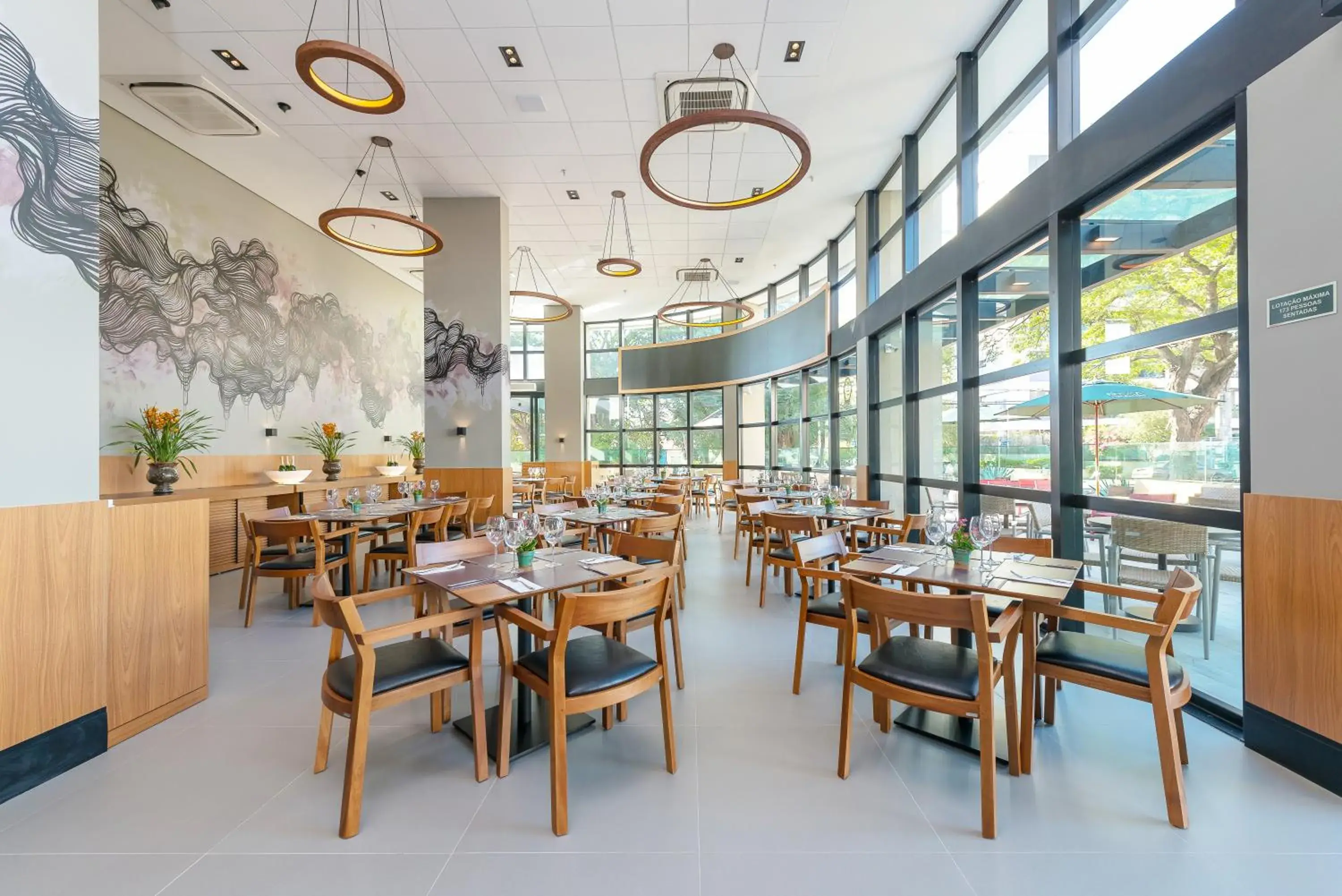 Restaurant/places to eat in I am Design Hotel Campinas by Hotelaria Brasil Restaurant/places to eat in I am Design Hotel Campinas by Hotelaria Brasil