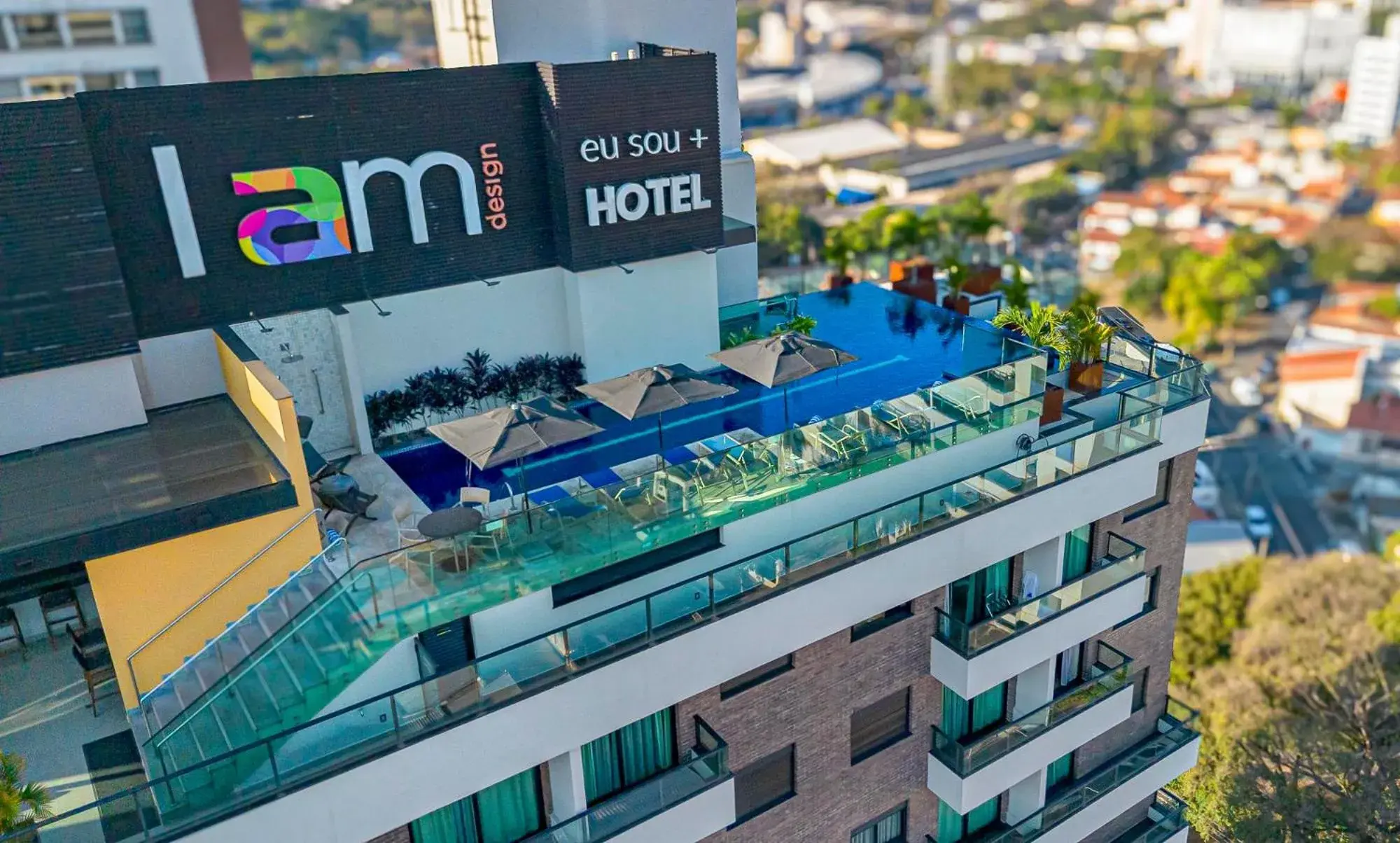 Bird's eye view in I am Design Hotel Campinas by Hotelaria Brasil Bird's eye view in I am Design Hotel Campinas by Hotelaria Brasil