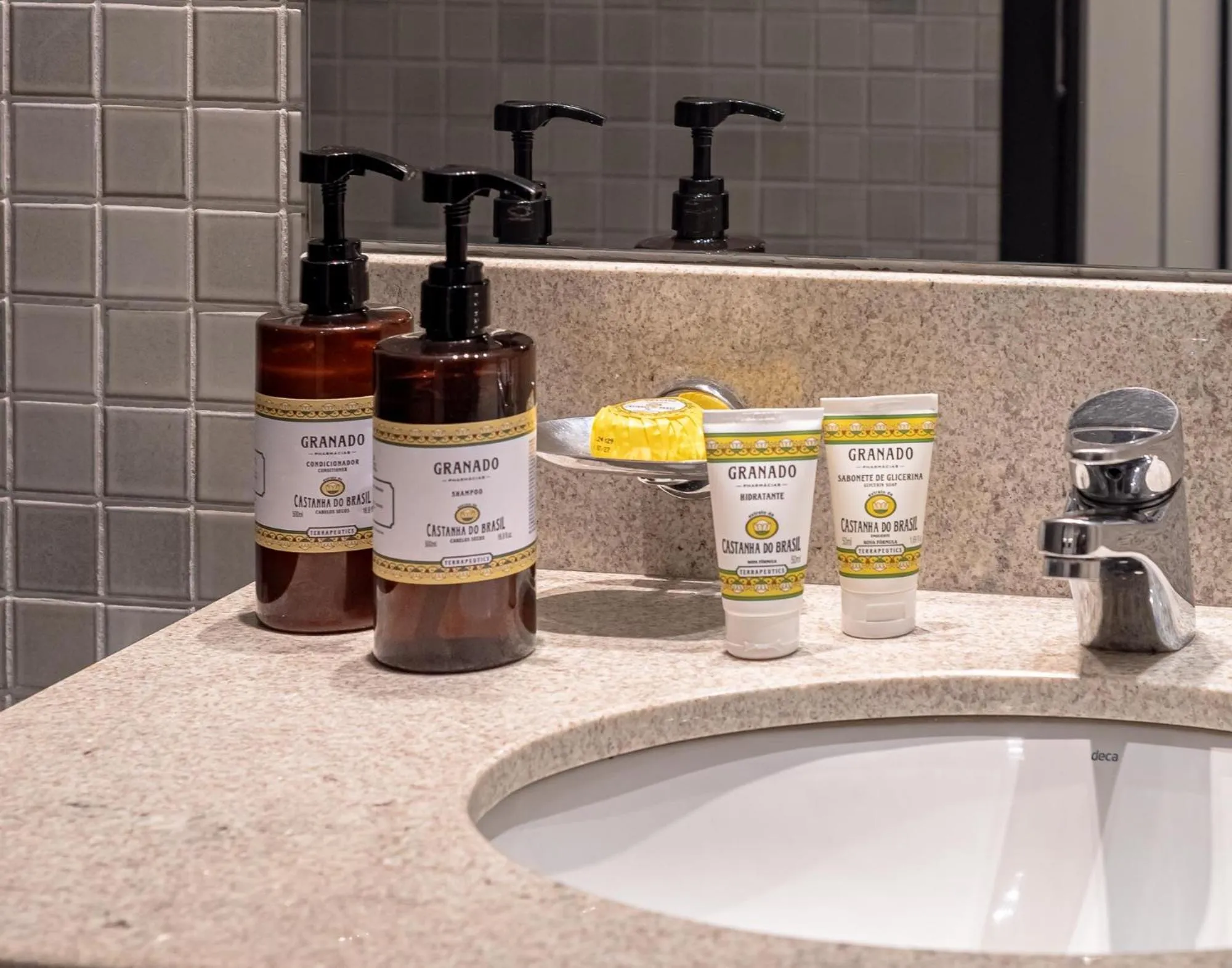 Bathroom in I am Design Hotel Campinas by Hotelaria Brasil