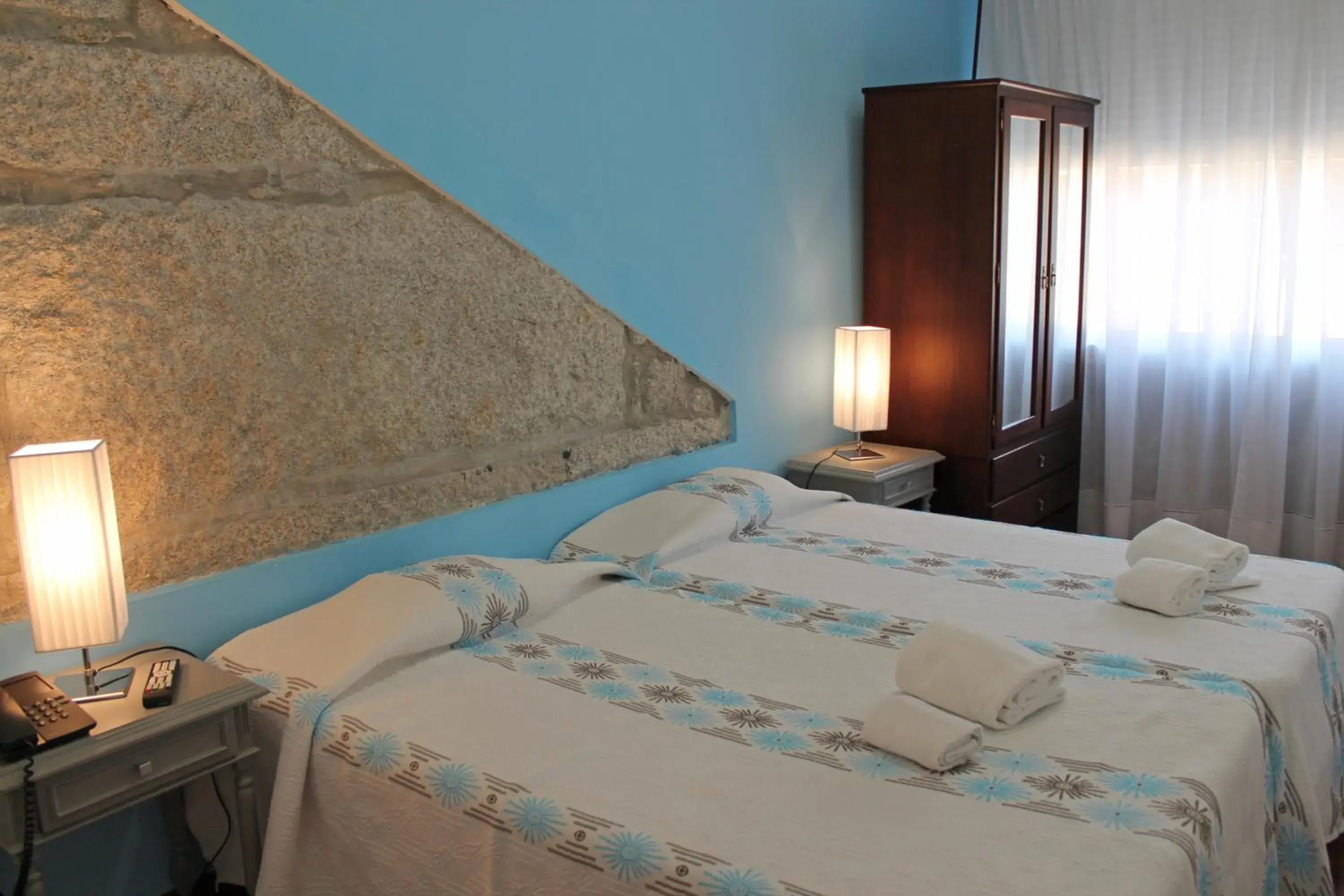 Bedroom, Bed in Santa Clara Porto Bedroom, Bed in Santa Clara Porto