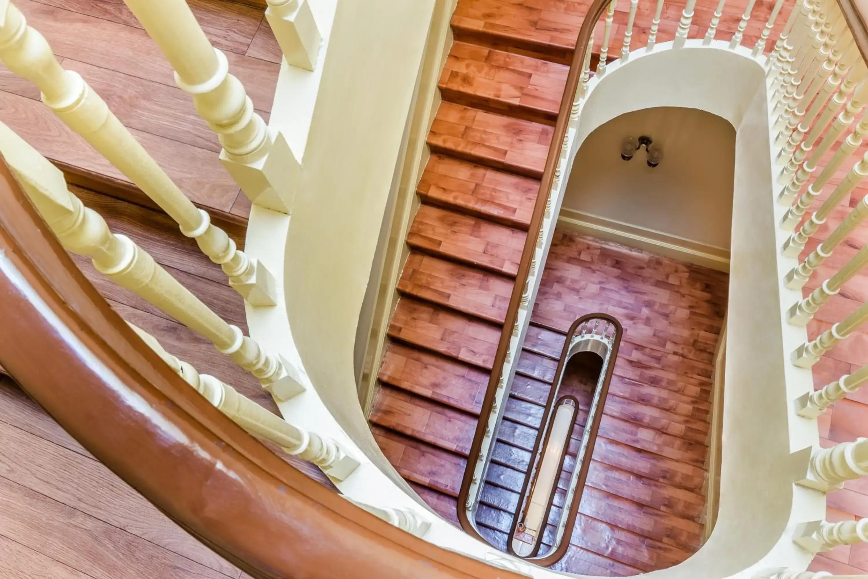 Property building in Santa Clara Porto Property building in Santa Clara Porto