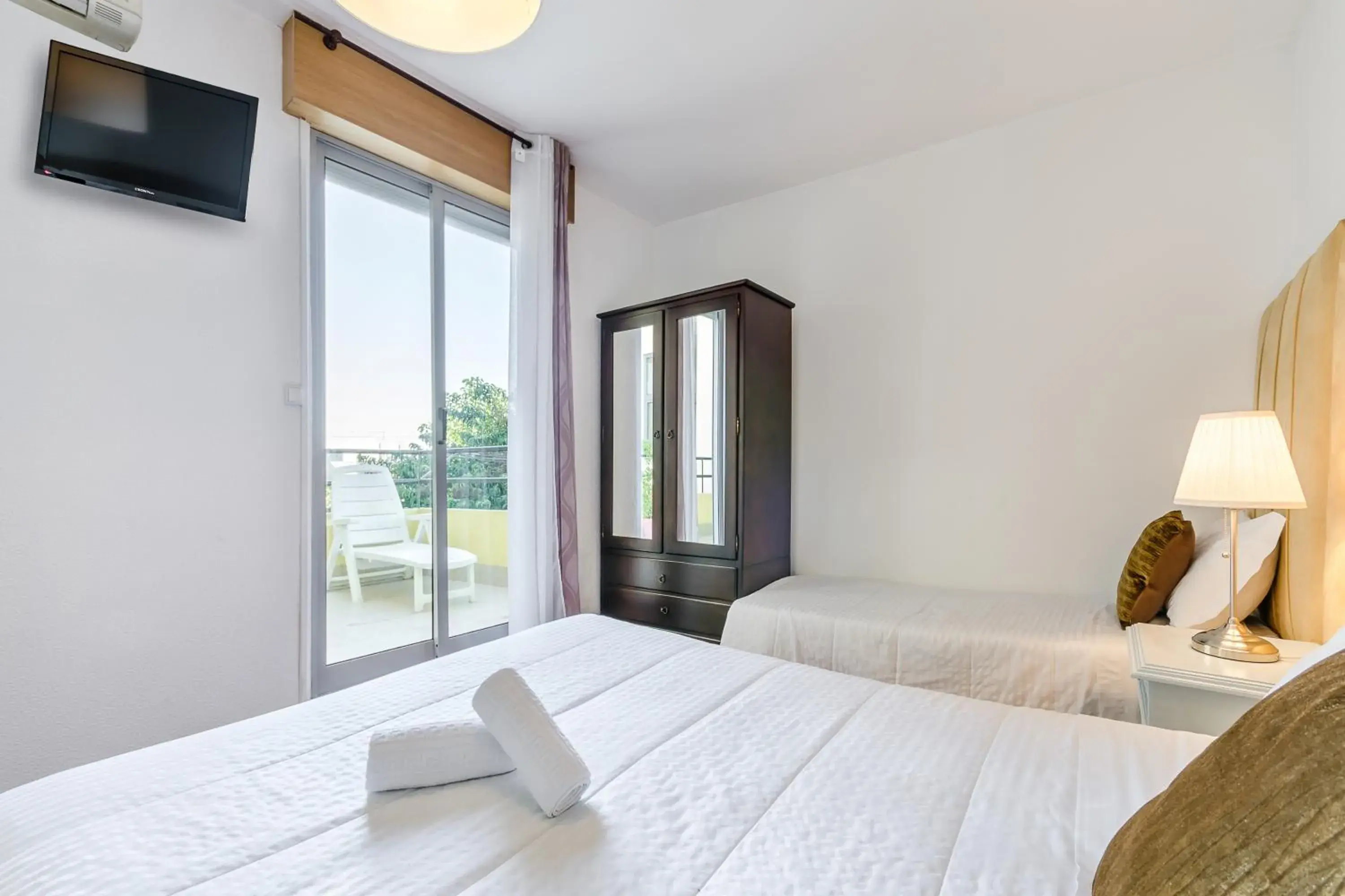 Triple Room in Santa Clara Porto Triple Room in Santa Clara Porto
