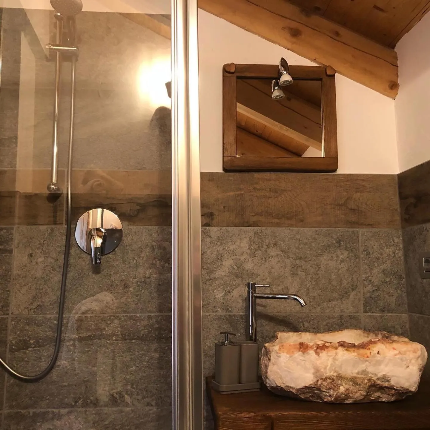 Bathroom in Mi Casa Tu Casa