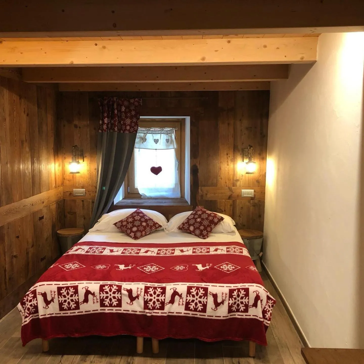 Bedroom, Bed in Mi Casa Tu Casa