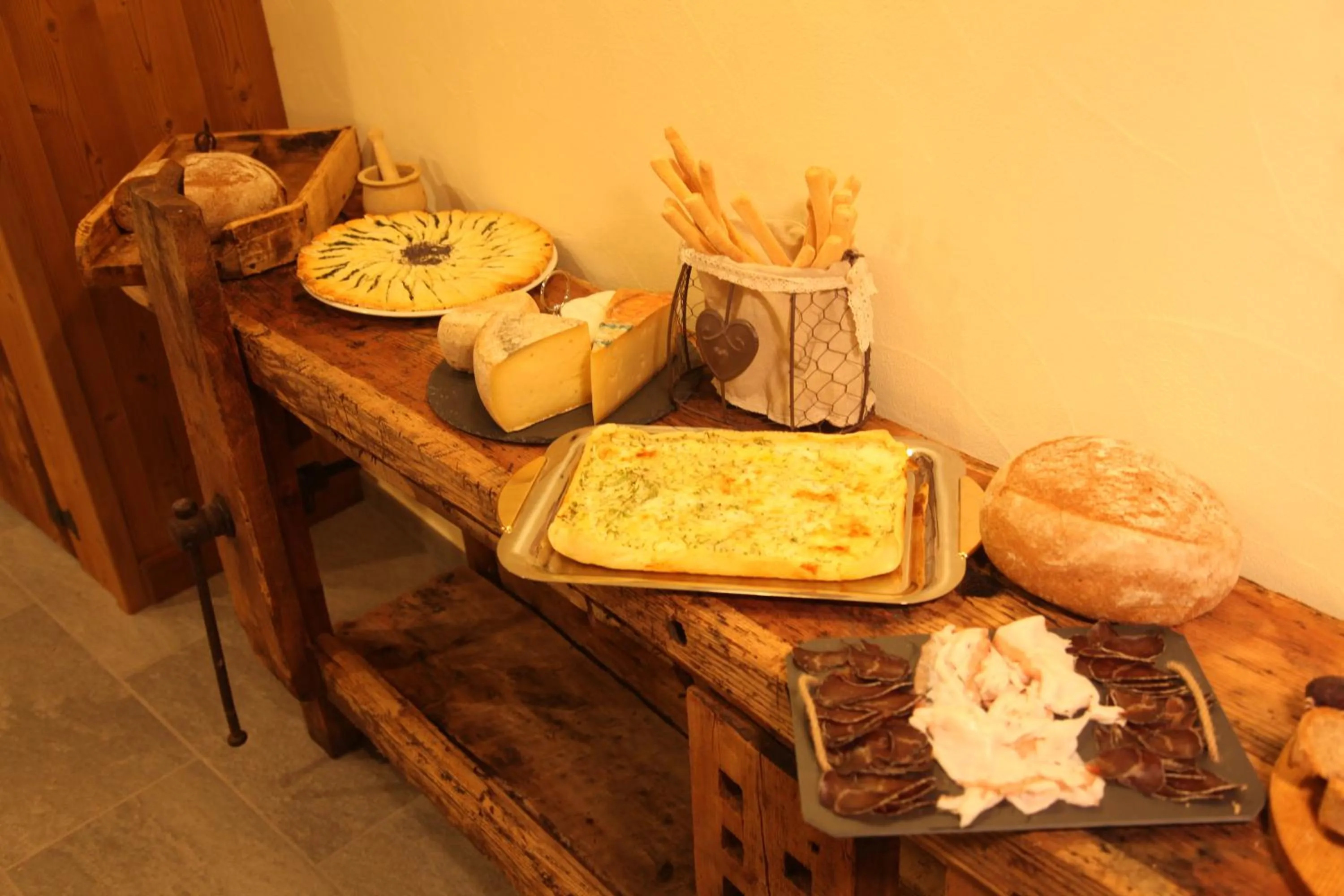 Meals in Mi Casa Tu Casa