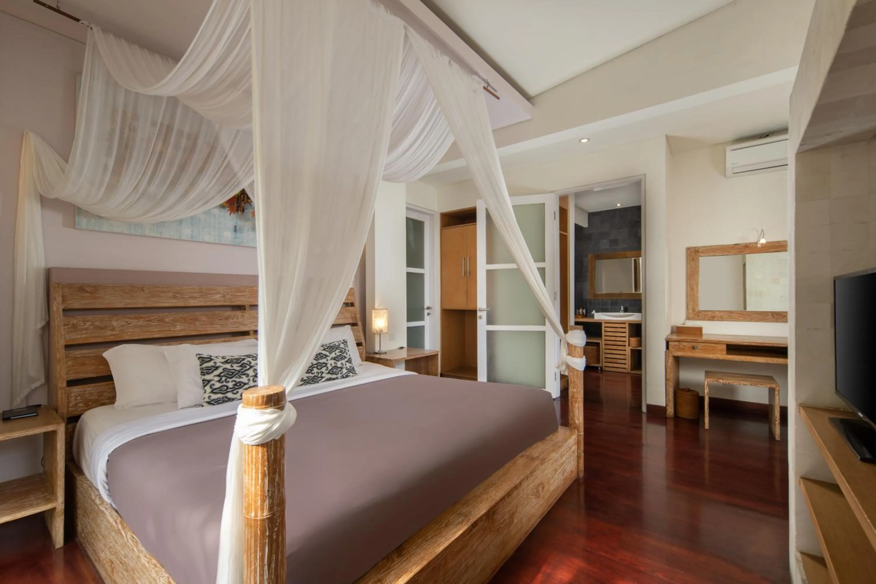 Bed in The Seiryu Boutique Bali Villas