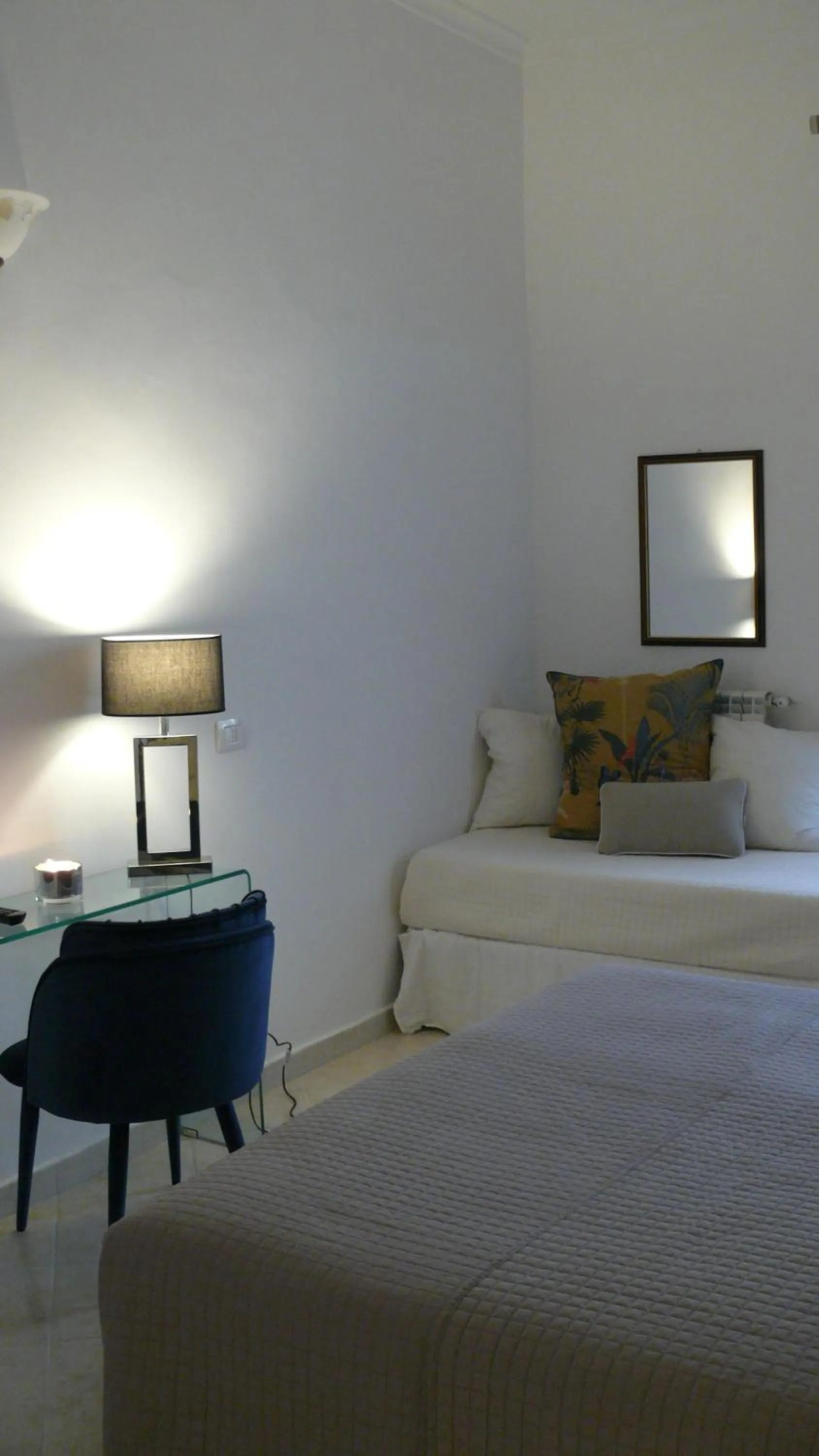 Bed in Camera Con Vista