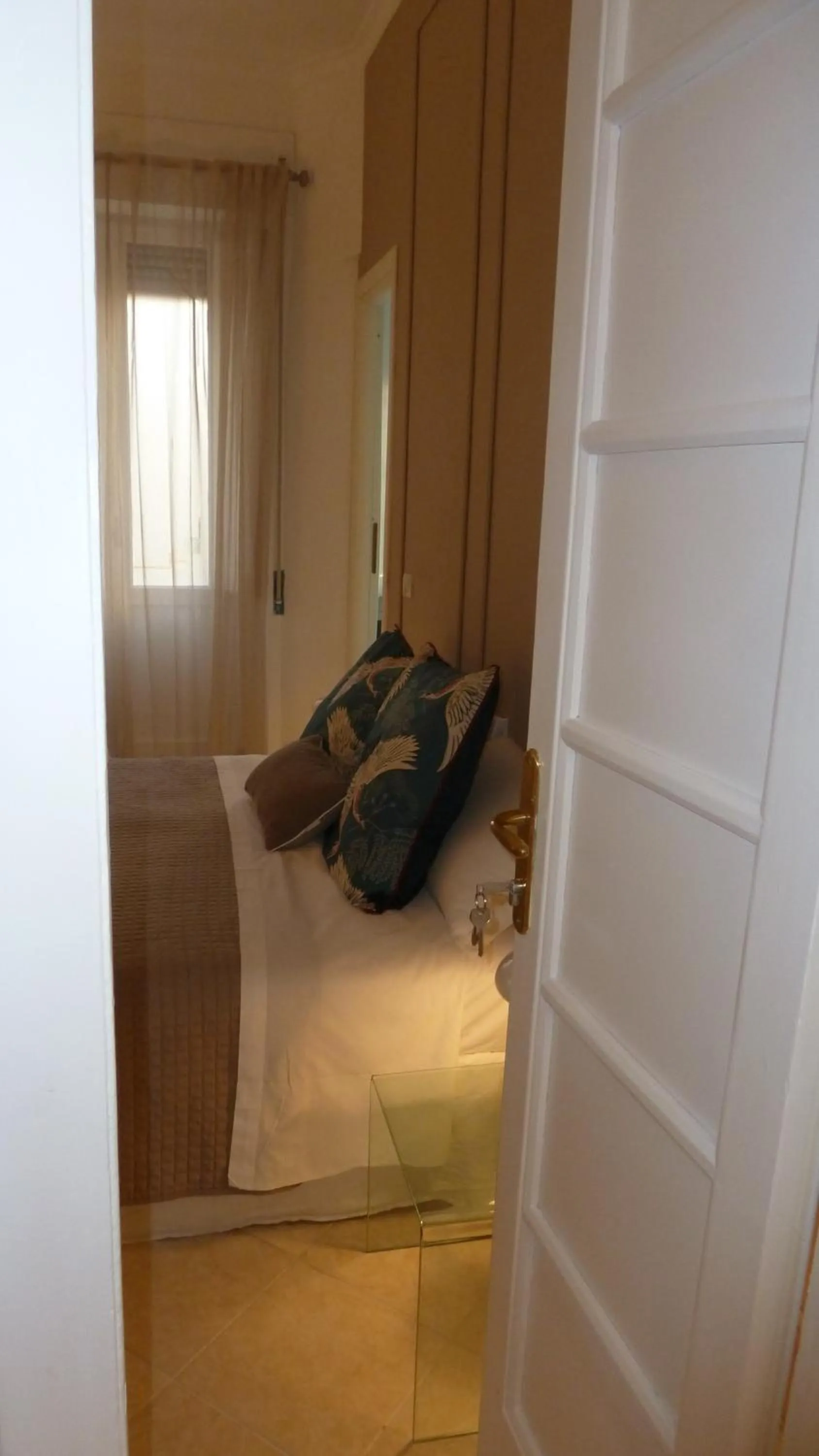 Bed in Camera Con Vista