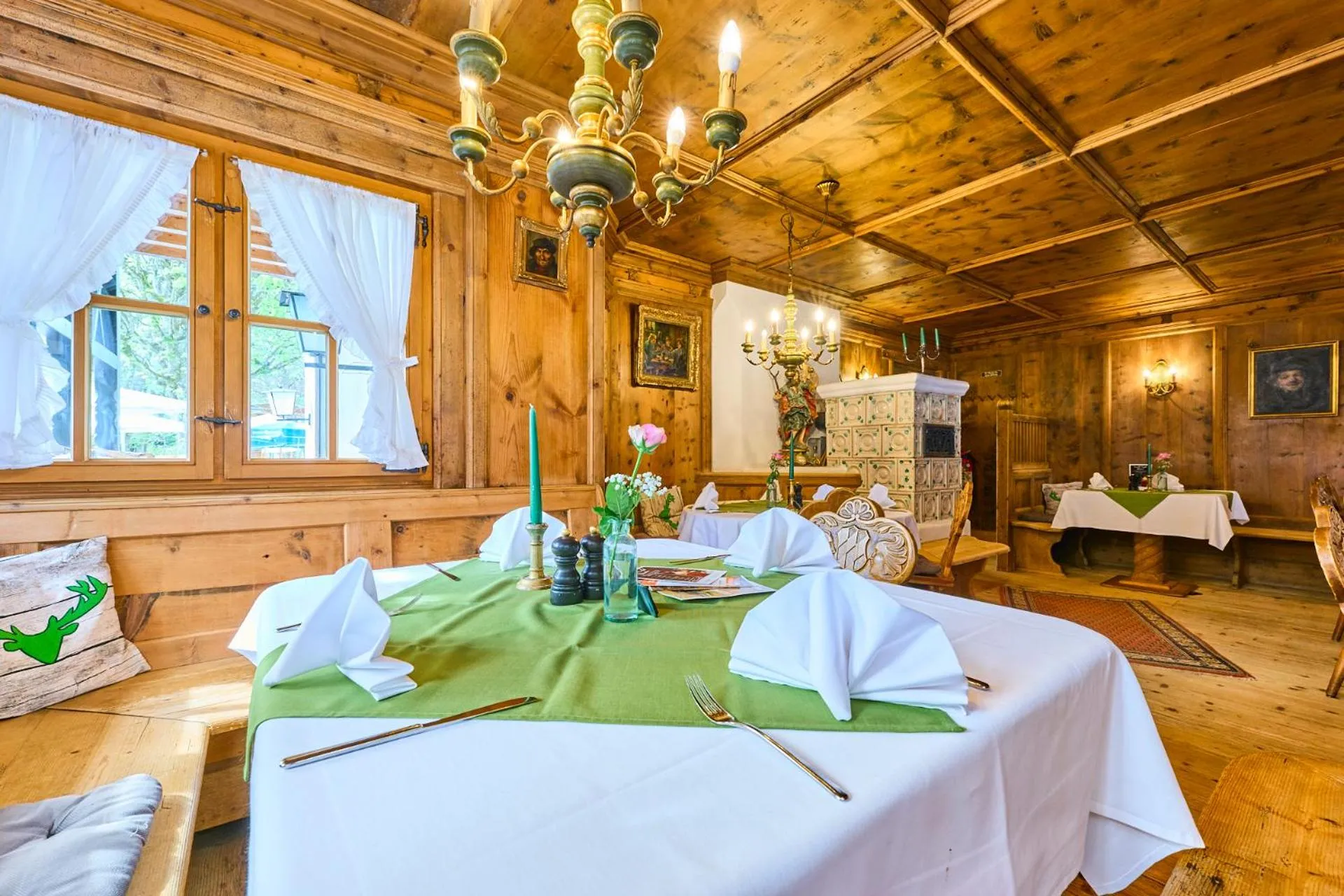 Restaurant/places to eat in Hotel Waldgasthof Buchenhain