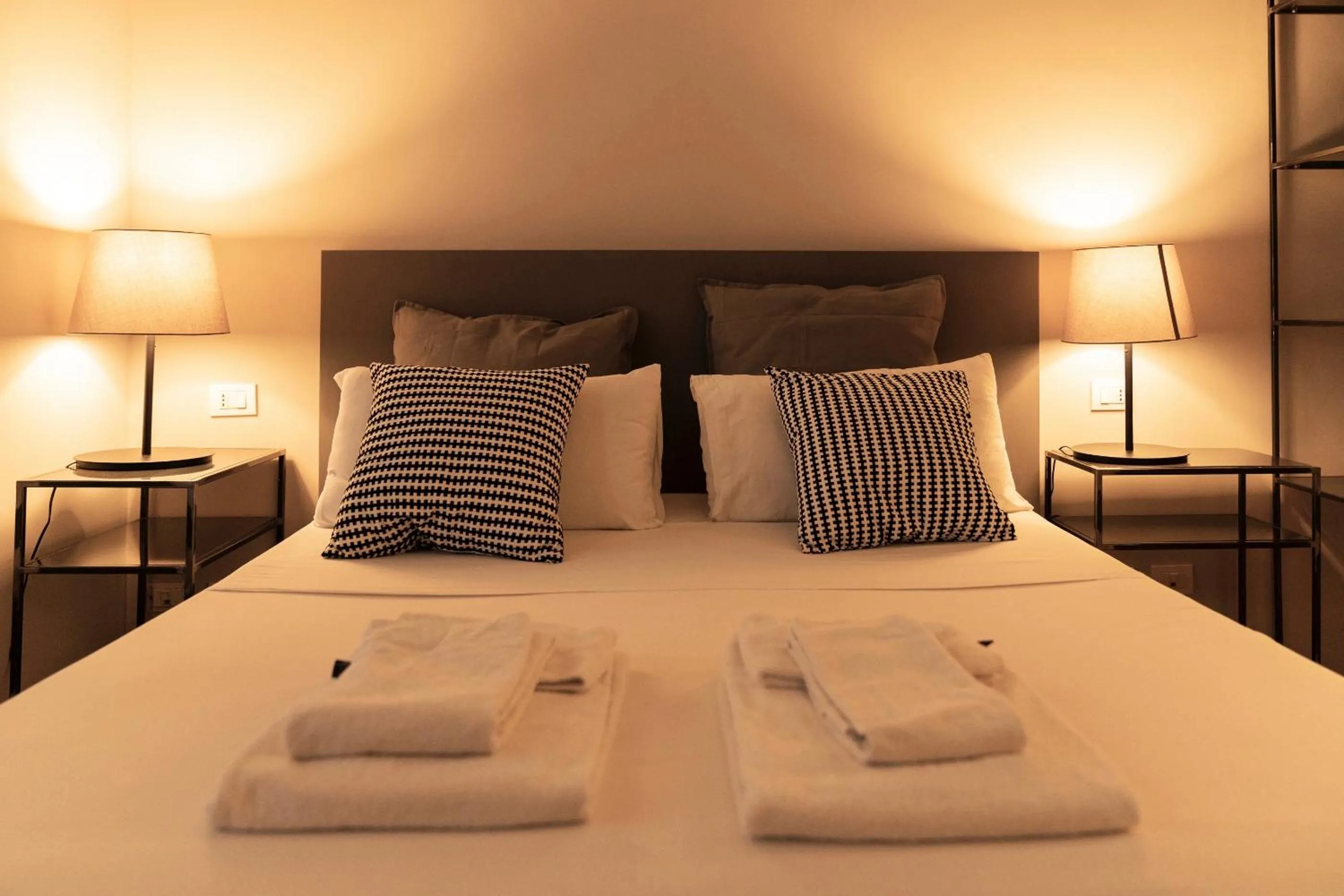 Bedroom, Bed in TrastevereInn