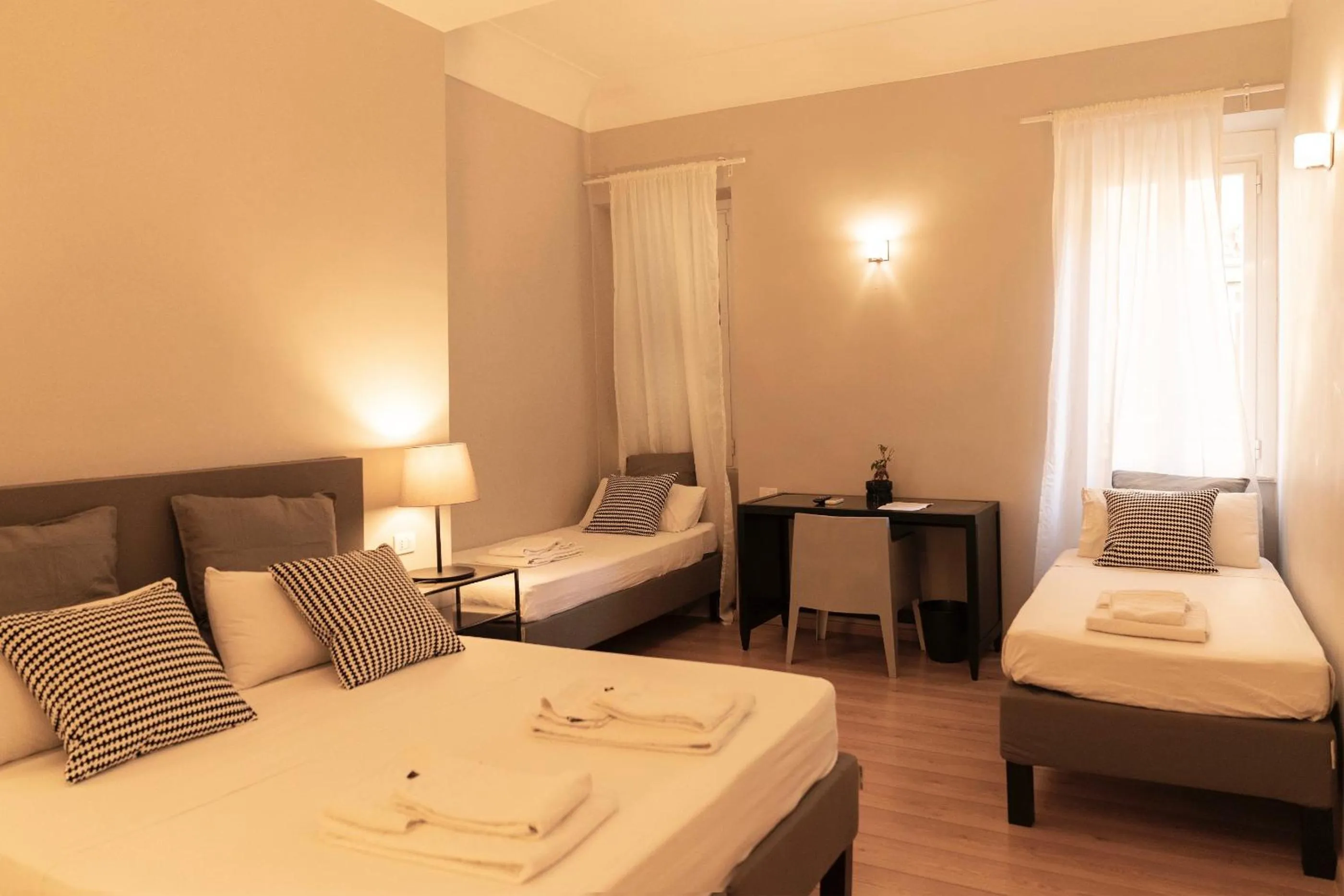 Bedroom, Bed in TrastevereInn