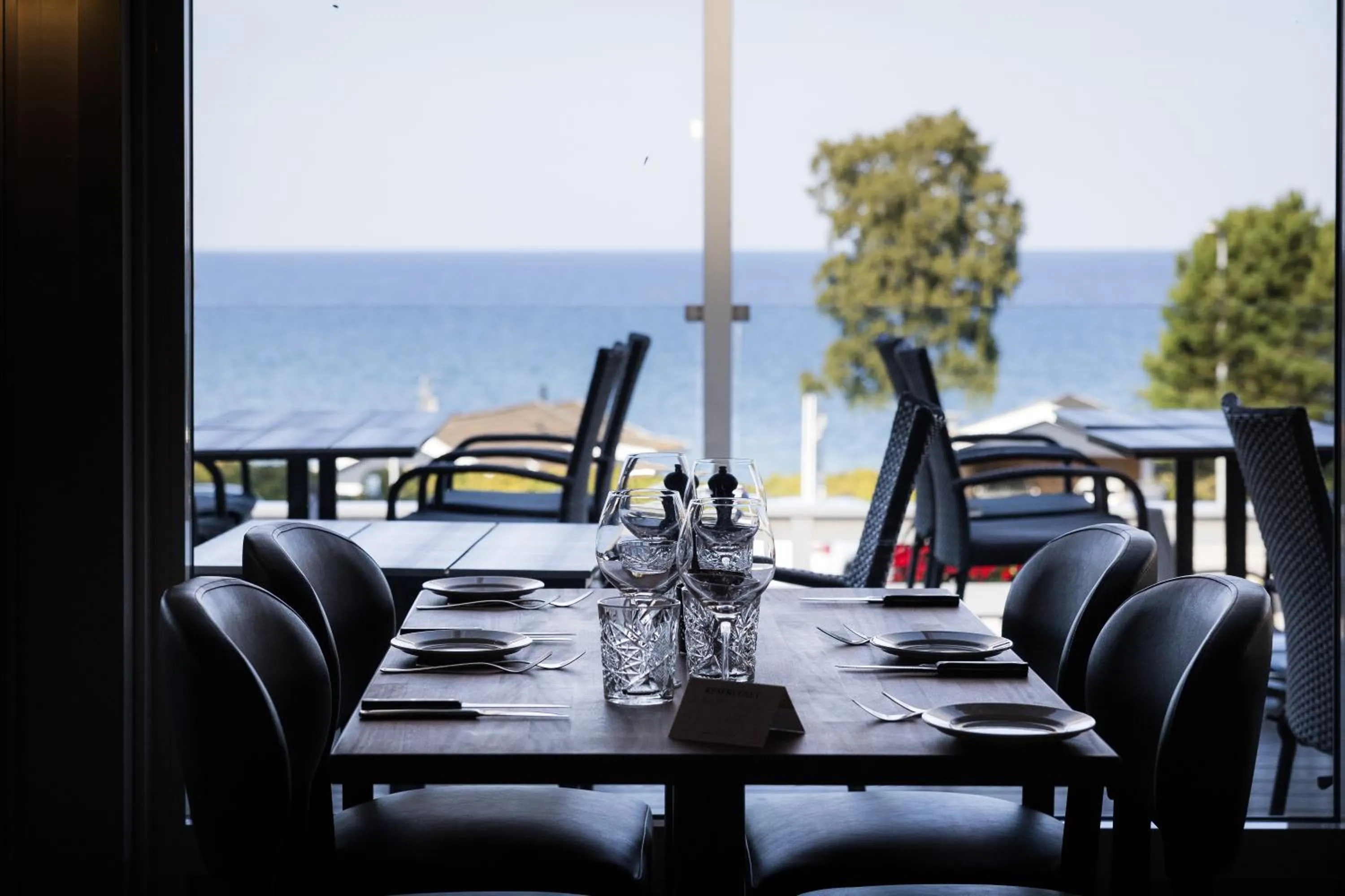 Restaurant/places to eat in Hotel Friheden